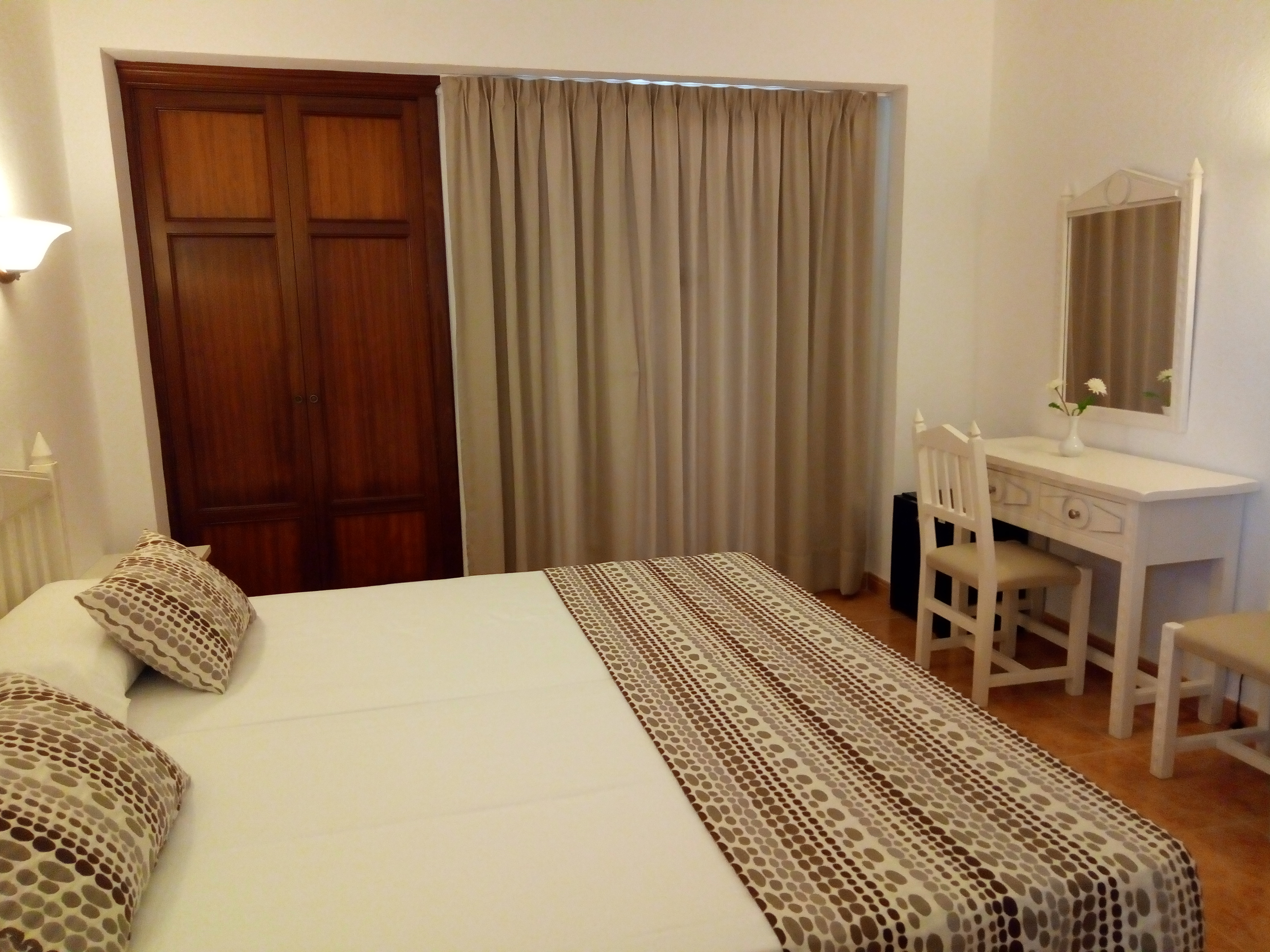 Double or Twin Standard