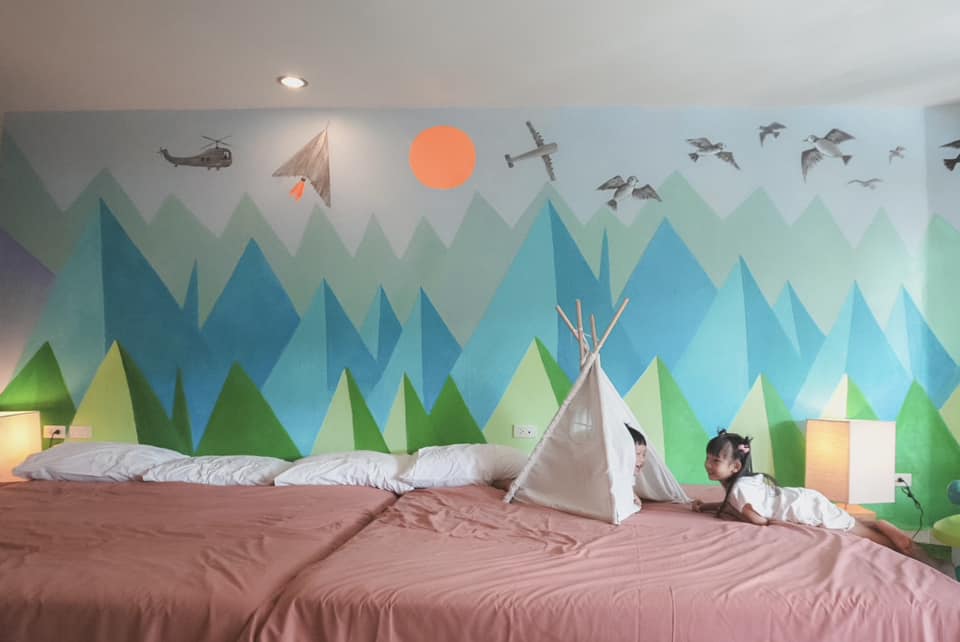 Family Room Pool View