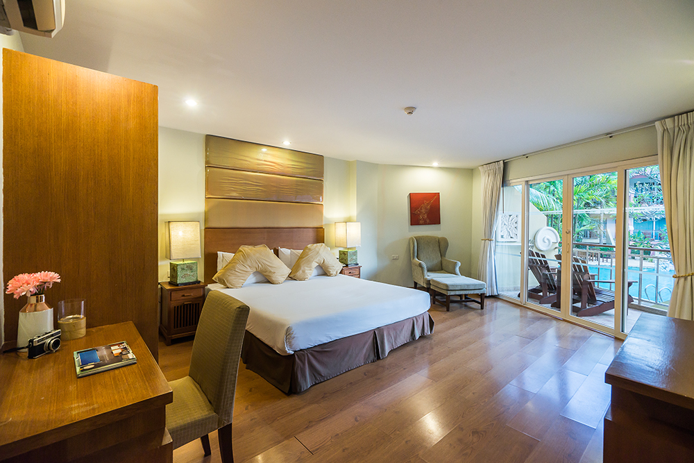 Junior Suite Pool View