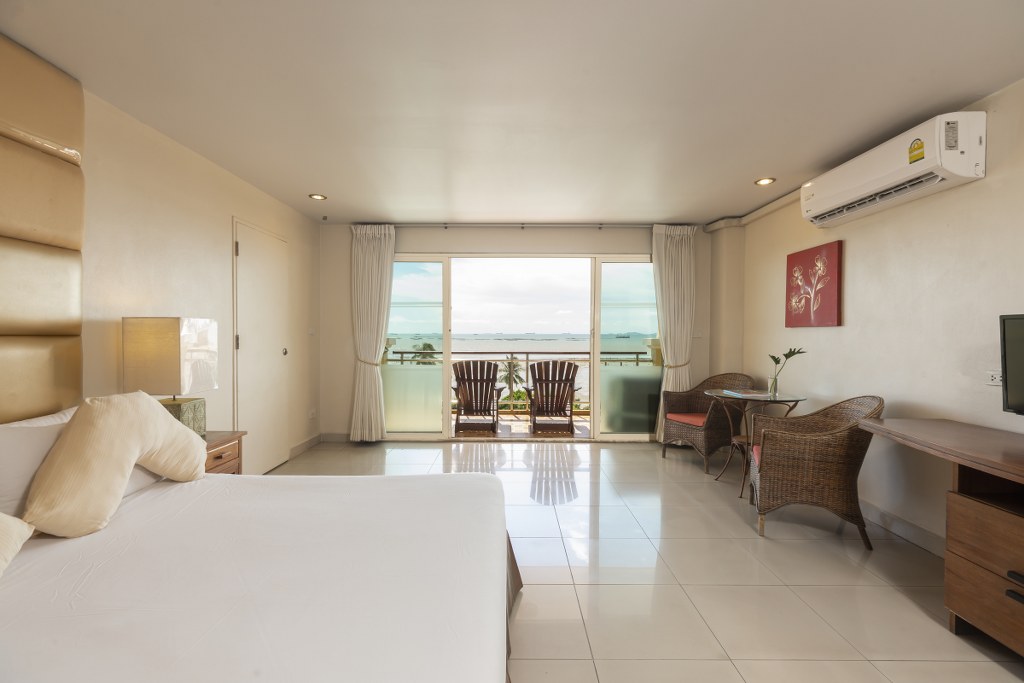 Double or Twin Deluxe