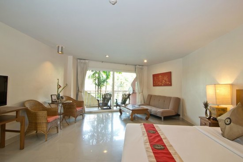 Double Deluxe Pool View