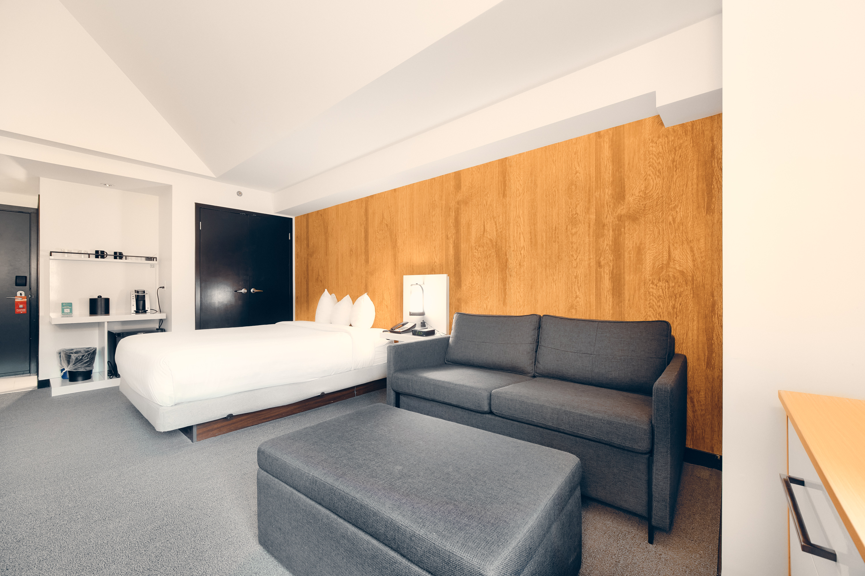 Room Deluxe Queen Bed