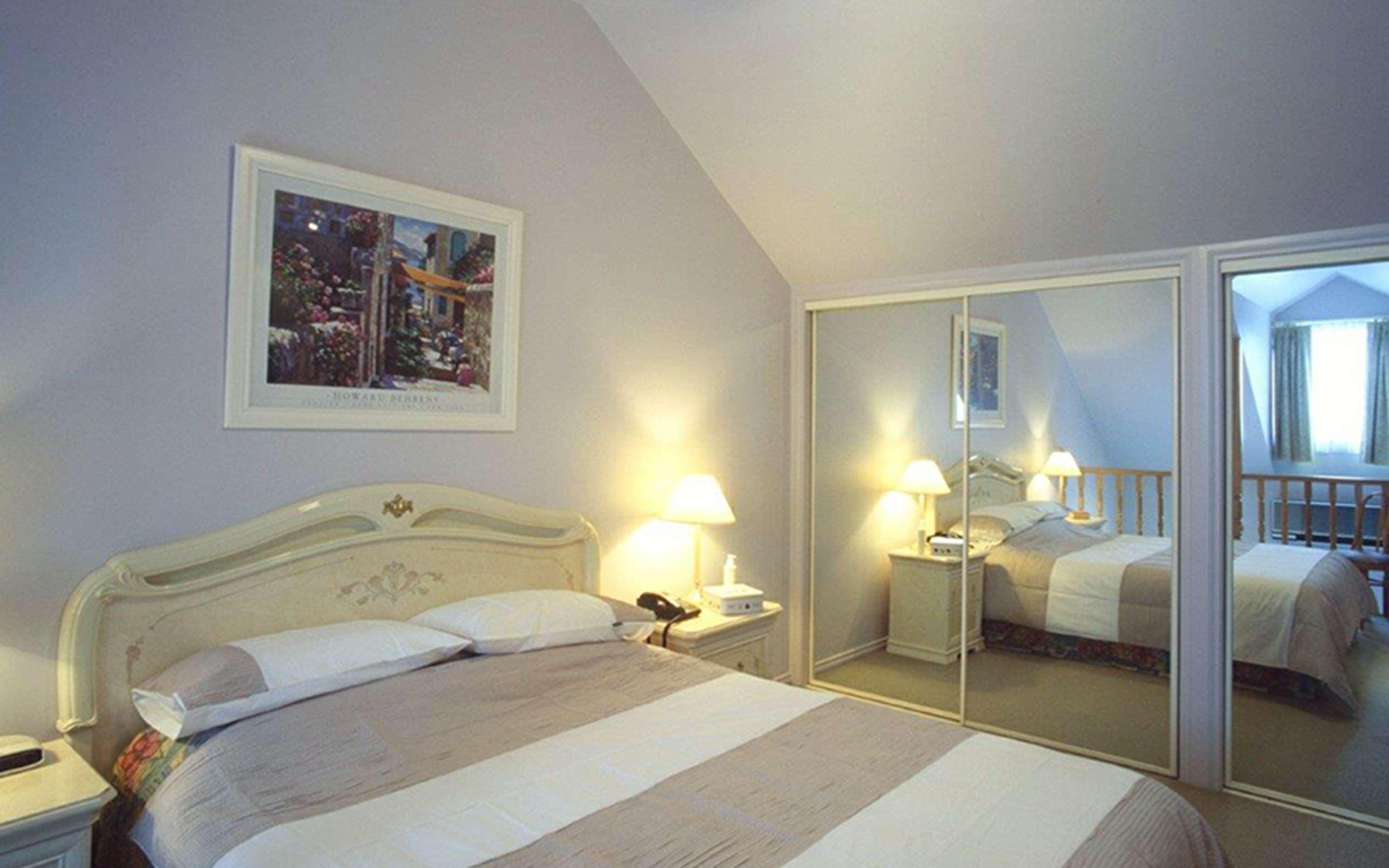 Double Queen Bed Non Smoking