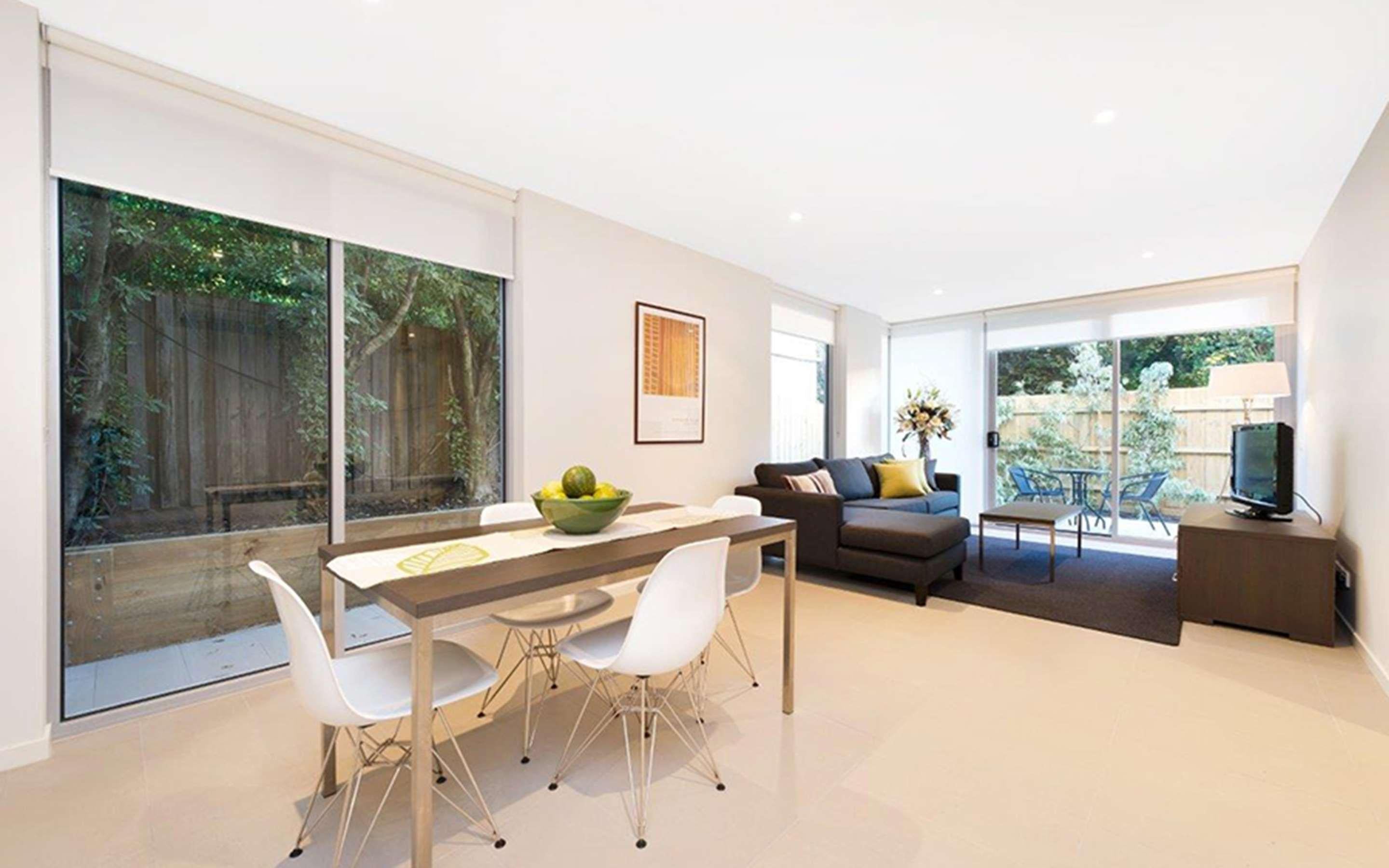 Apartment with Kitchenette