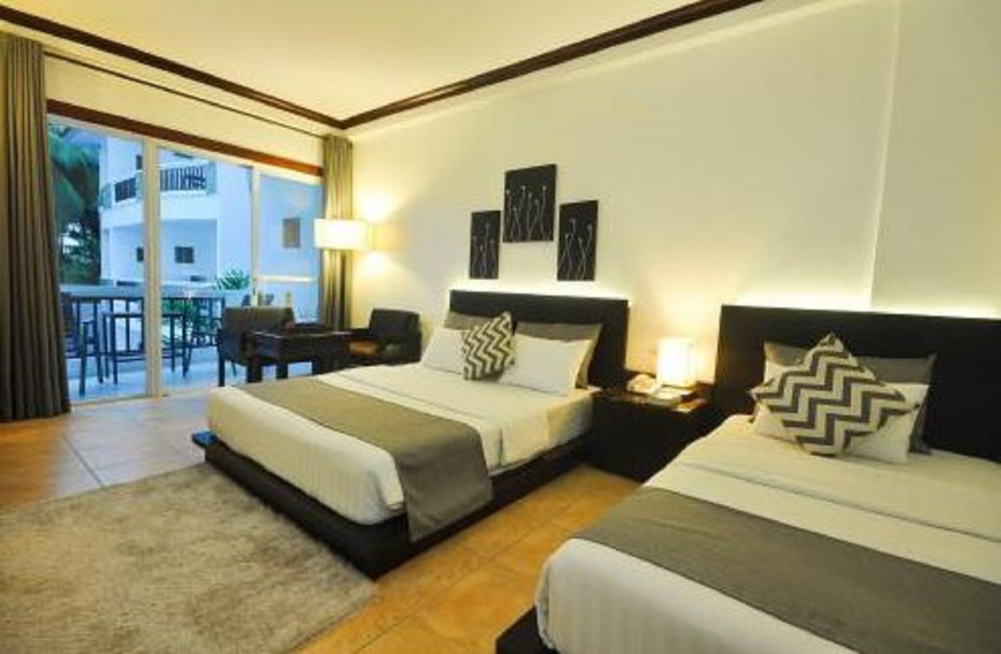 Double or Twin Deluxe