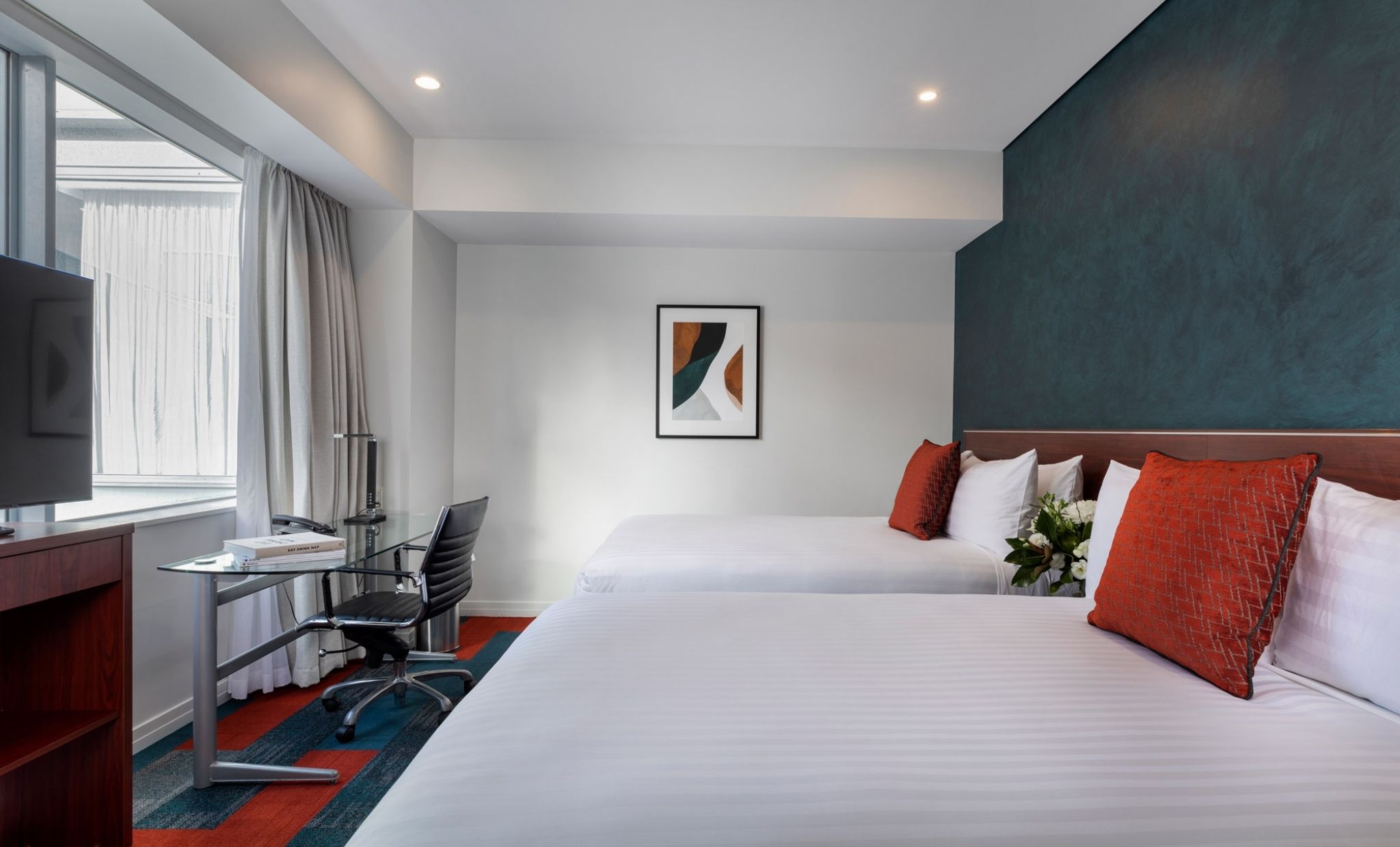 Twin Deluxe City View