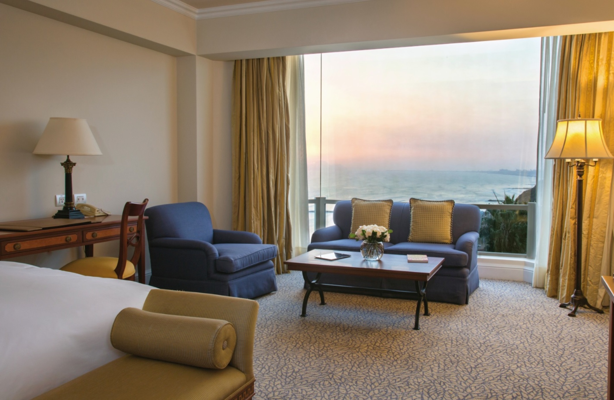 Junior Suite Deluxe Ocean View