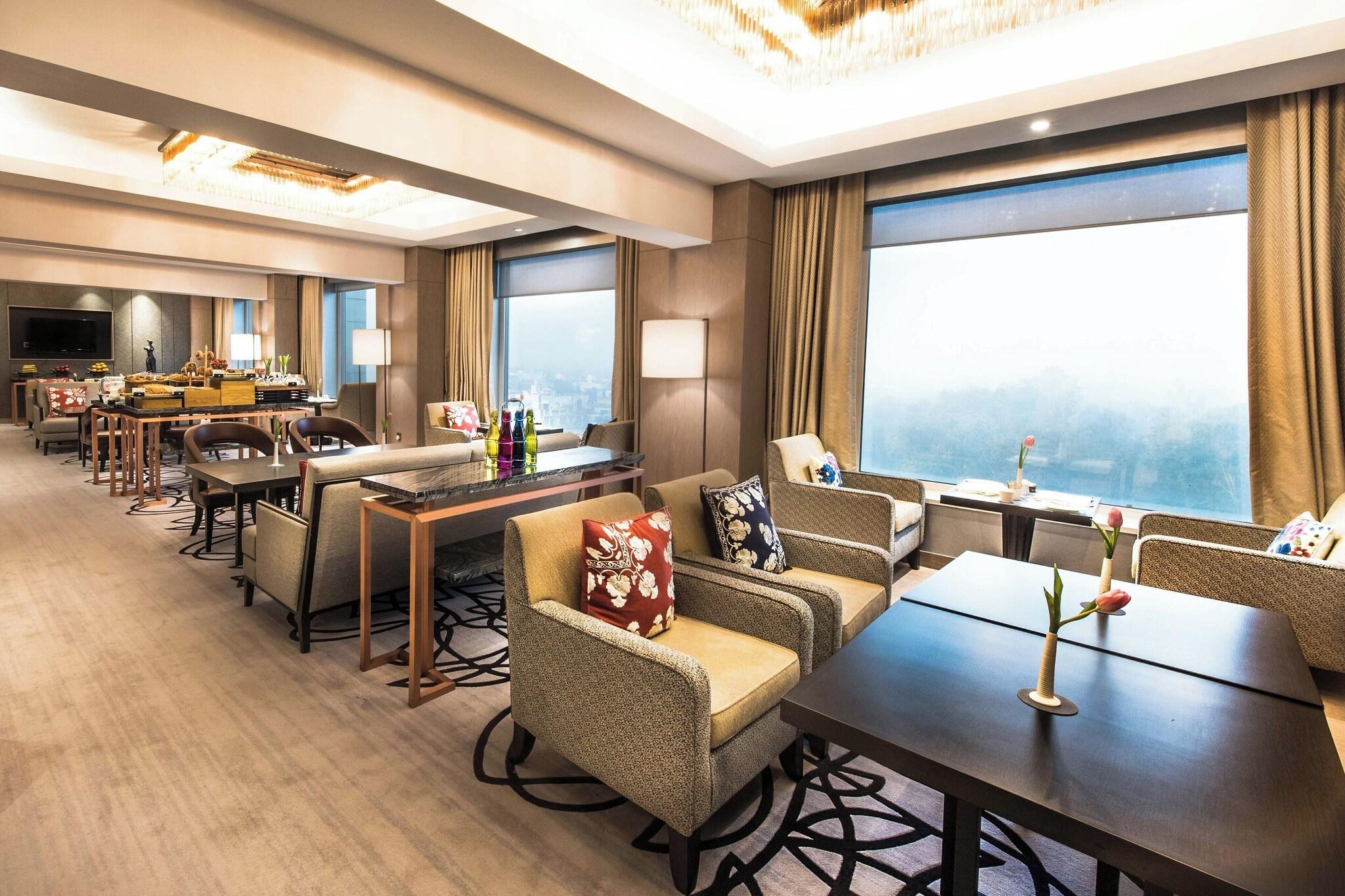 Double Club with Views