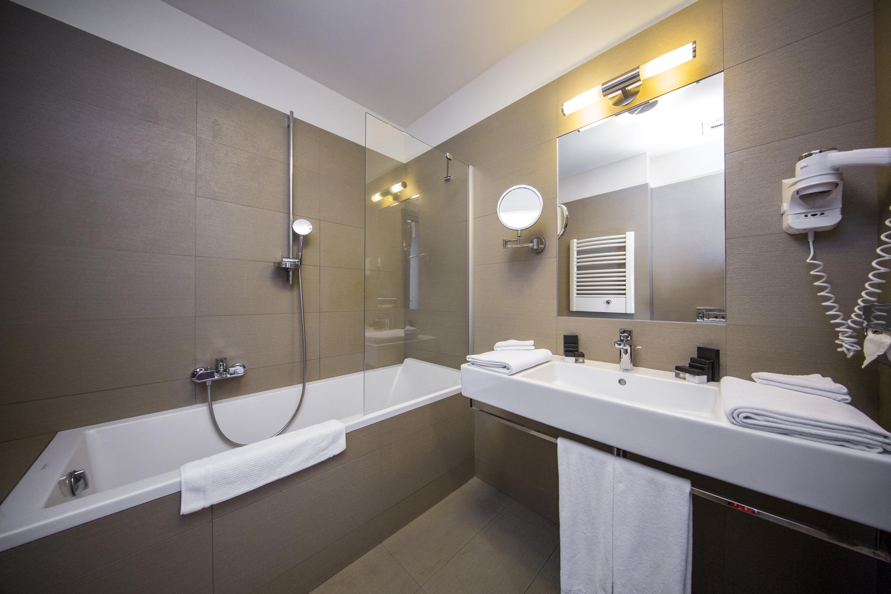 Double Single Superior