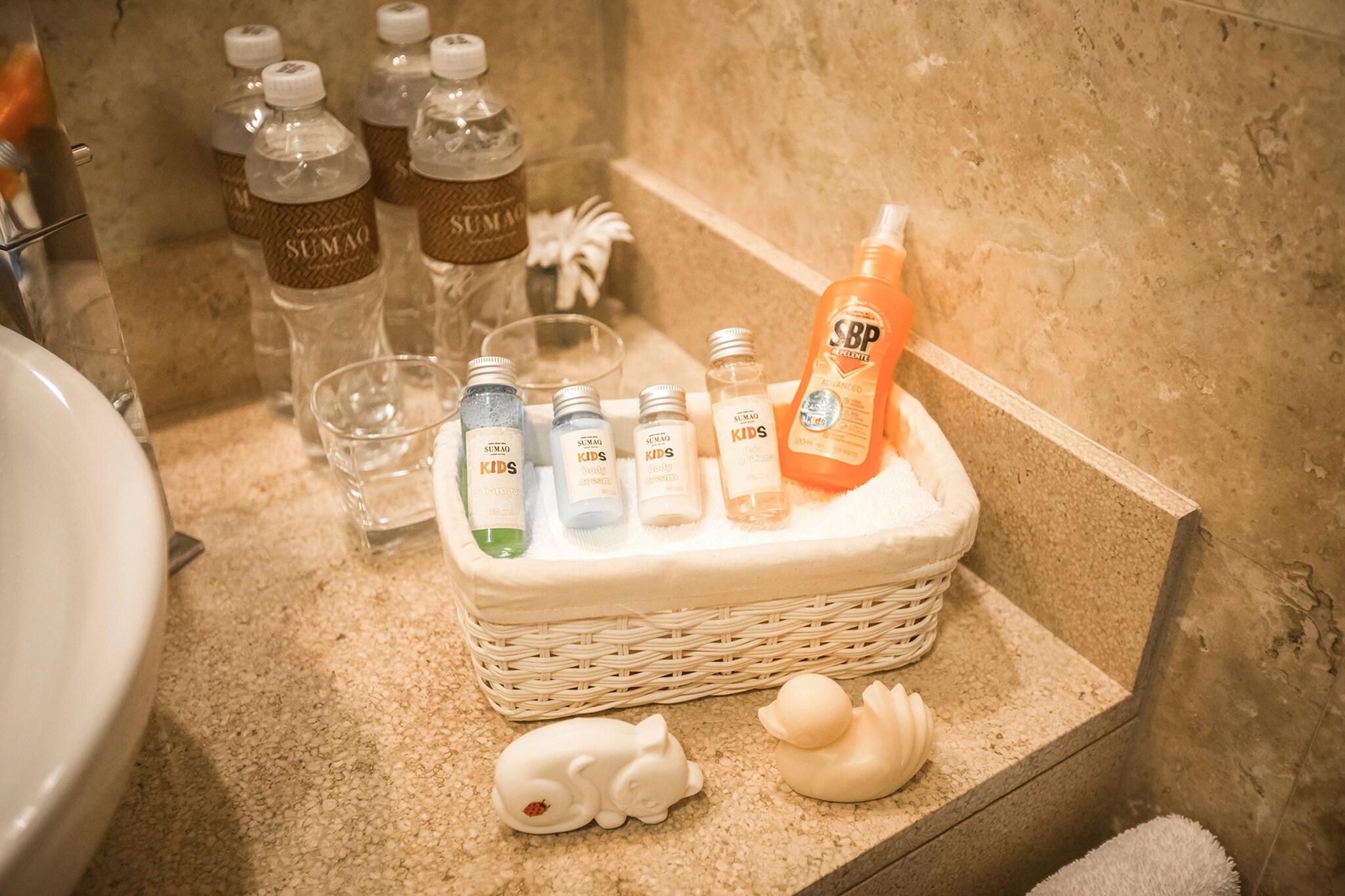 Family Room Garden View