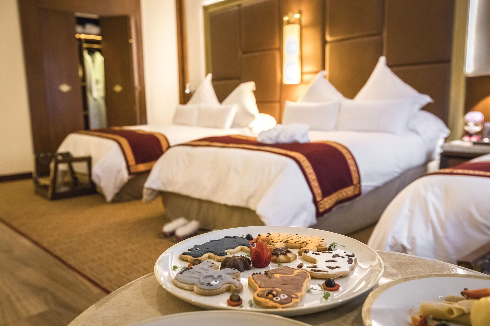 Family Room Garden View