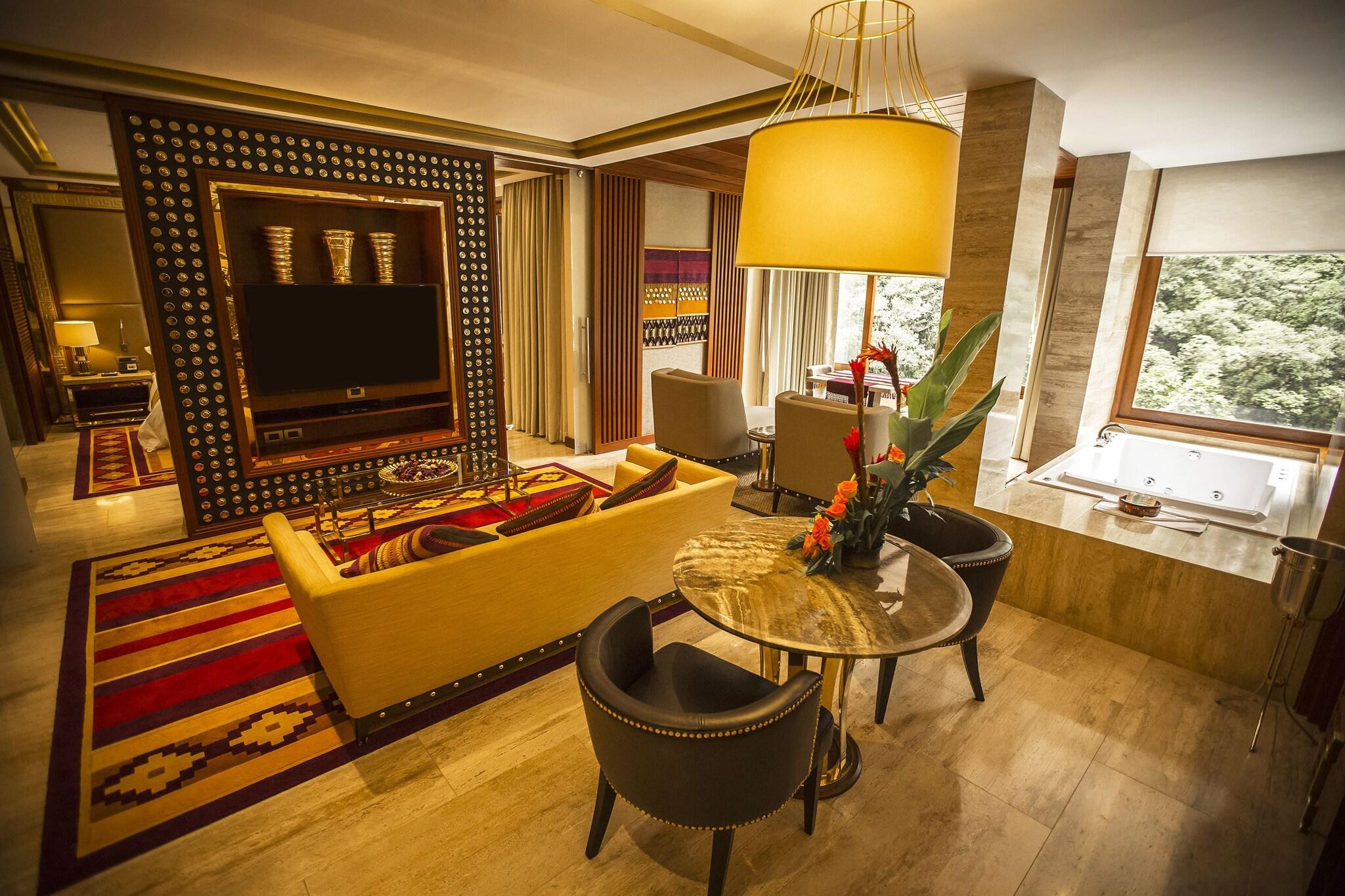 Suite Premium with Views