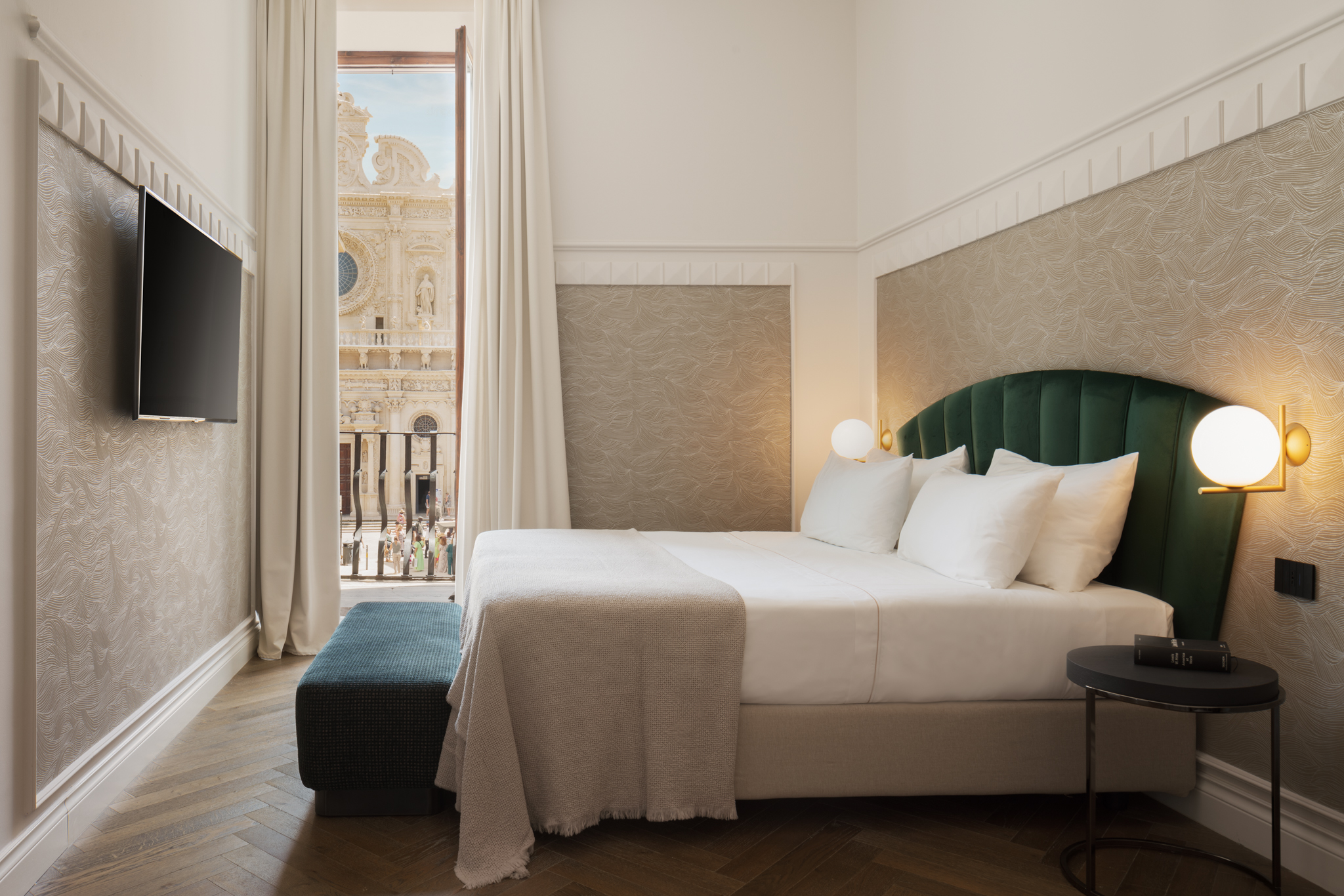 Junior Suite with Views