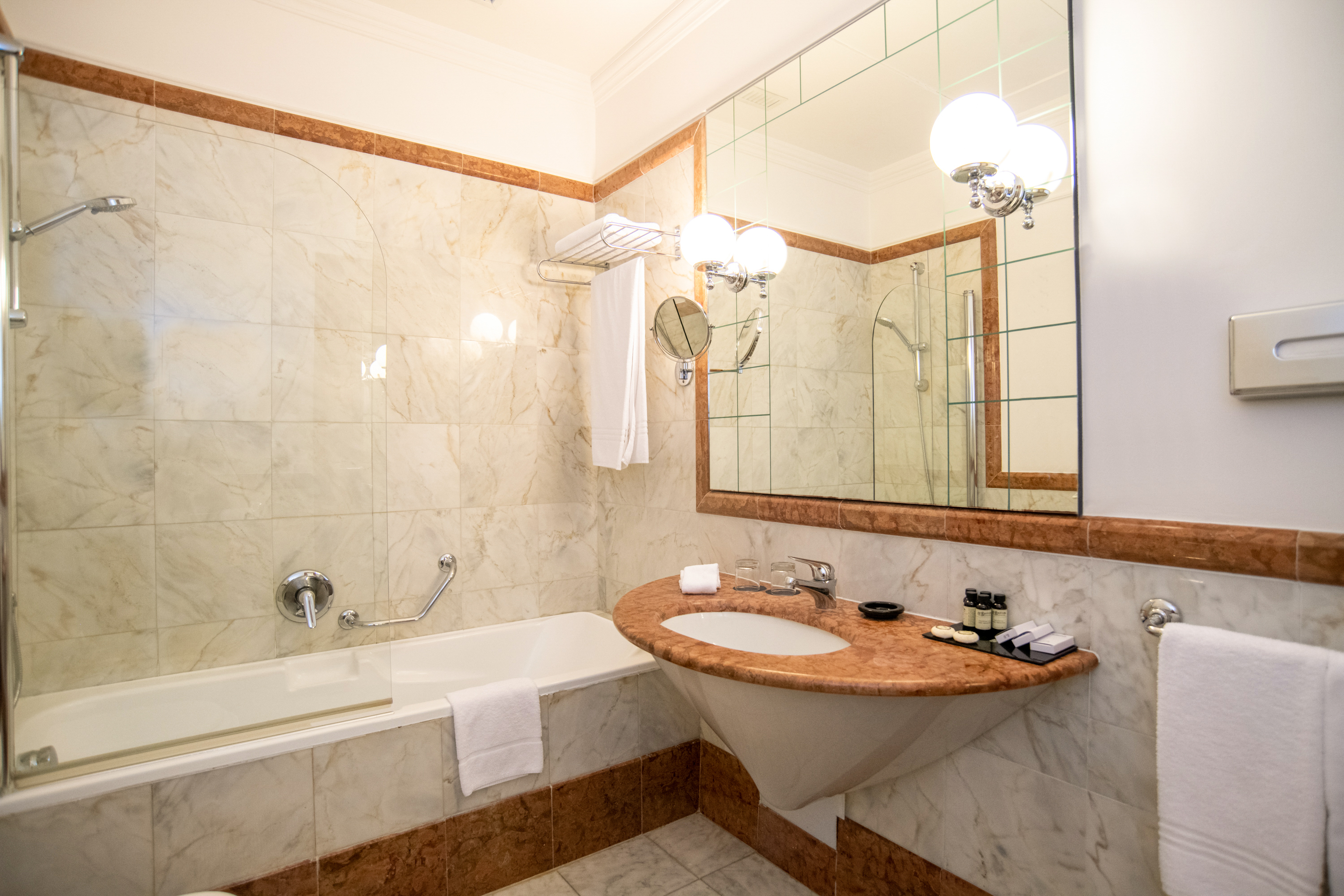 Double Single Classic