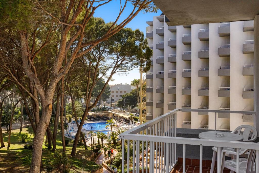 Double or Twin with Balcony