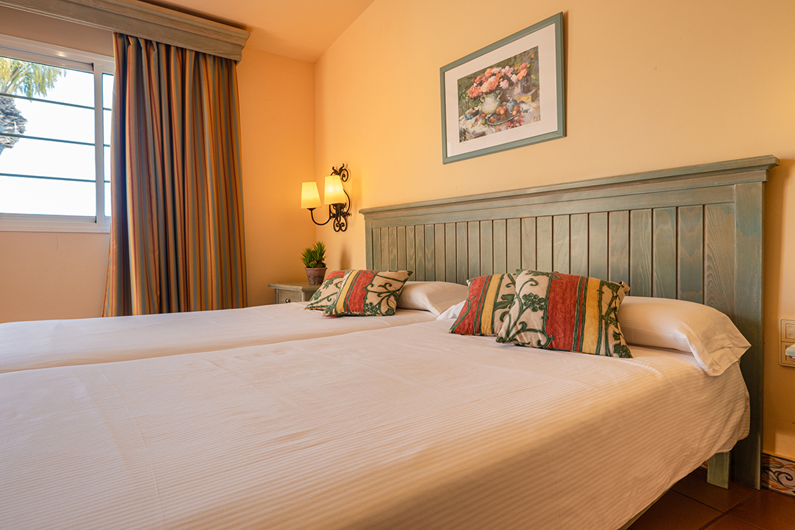 Double or Twin Capacity 2