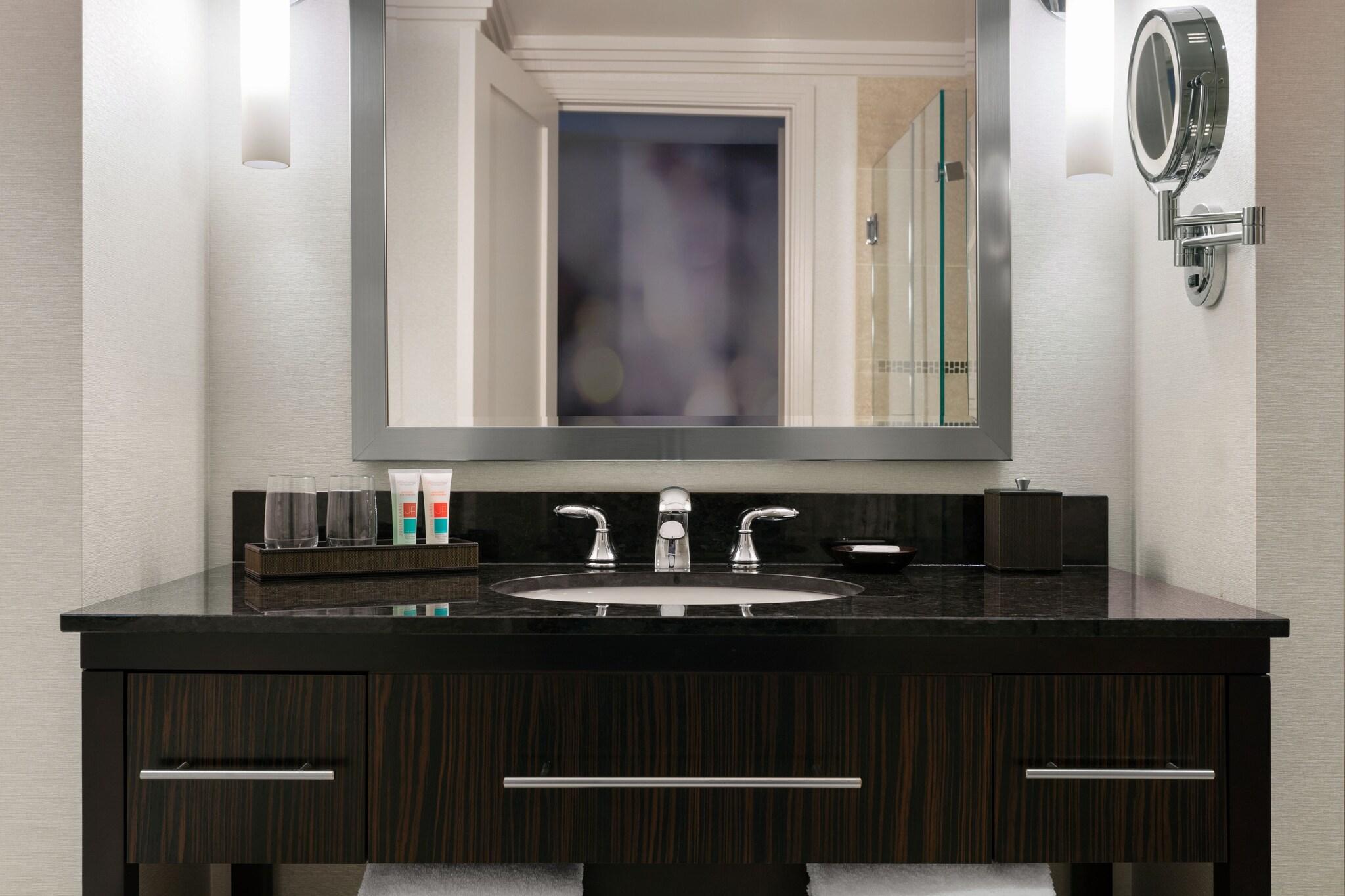 Room Accessible Superior