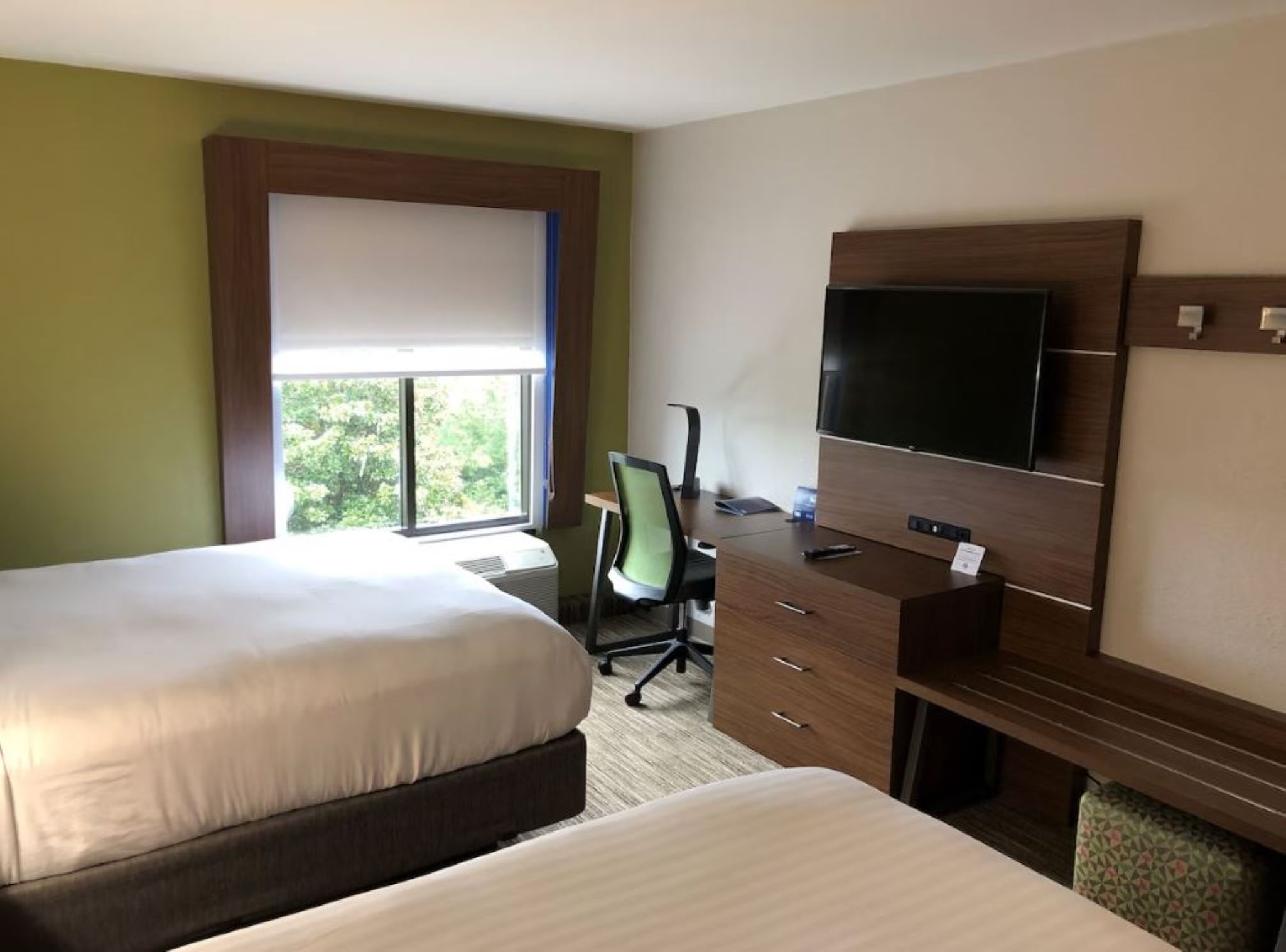 Double Two Queen Beds