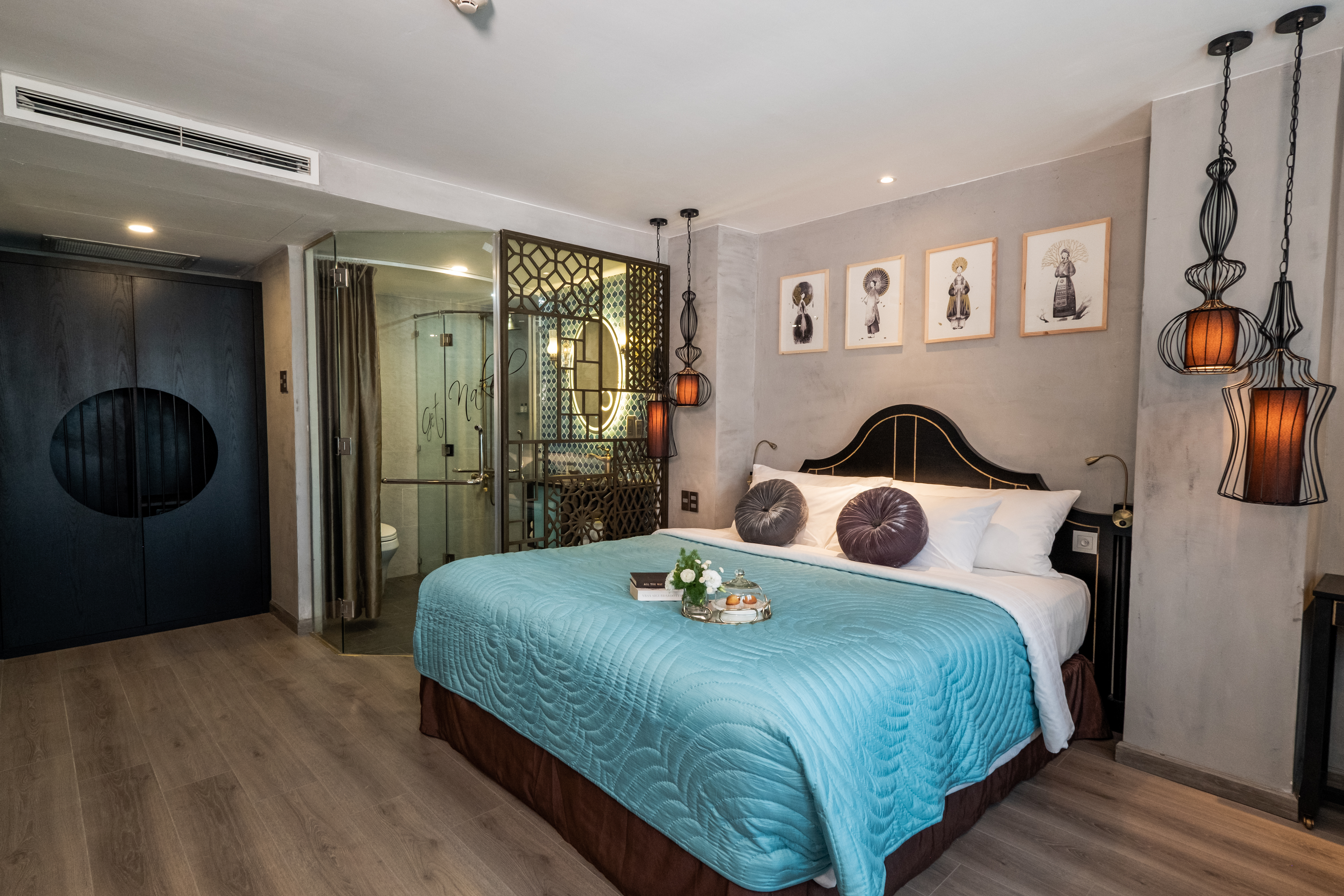 Single Executive King Bed