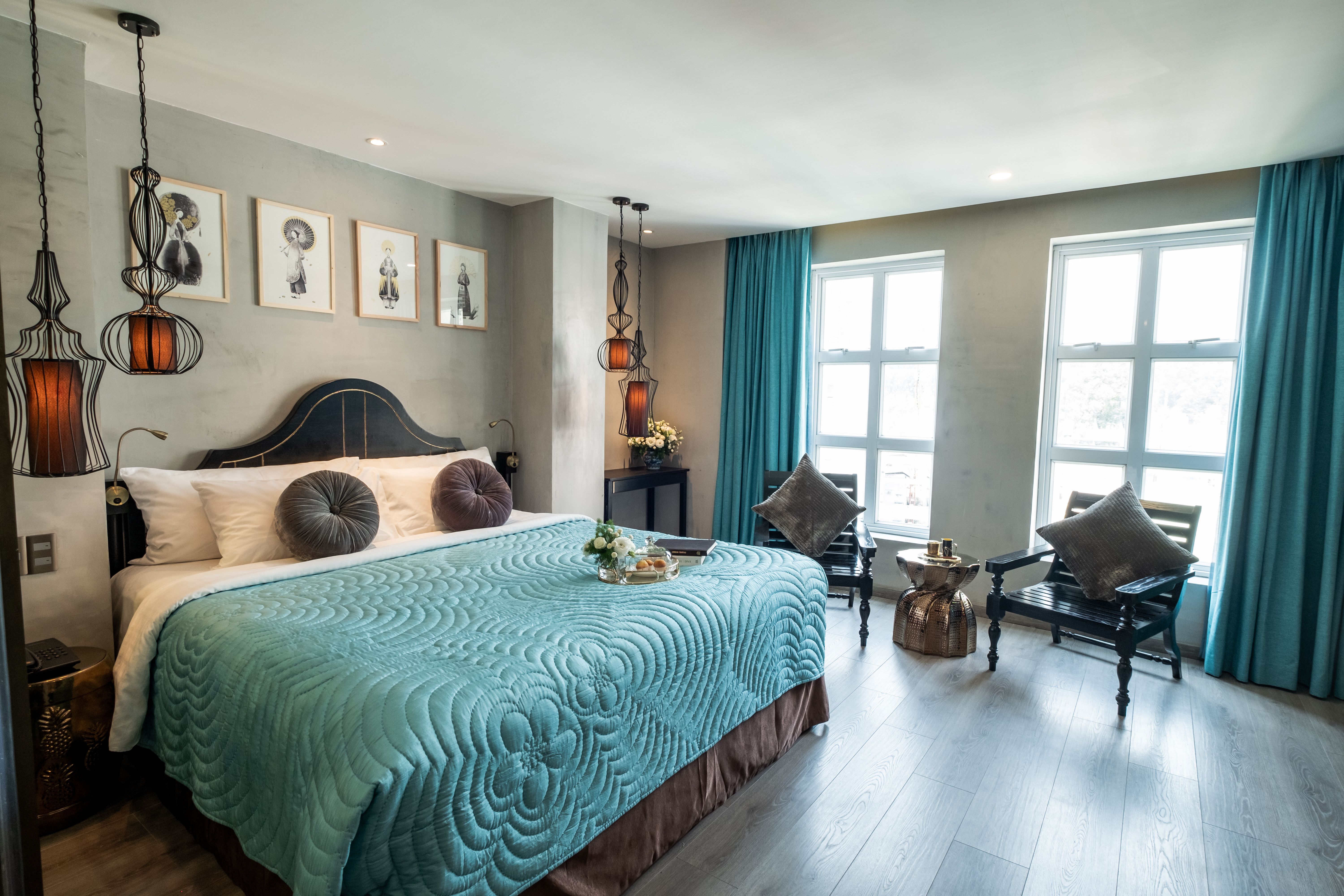 Single Executive King Bed