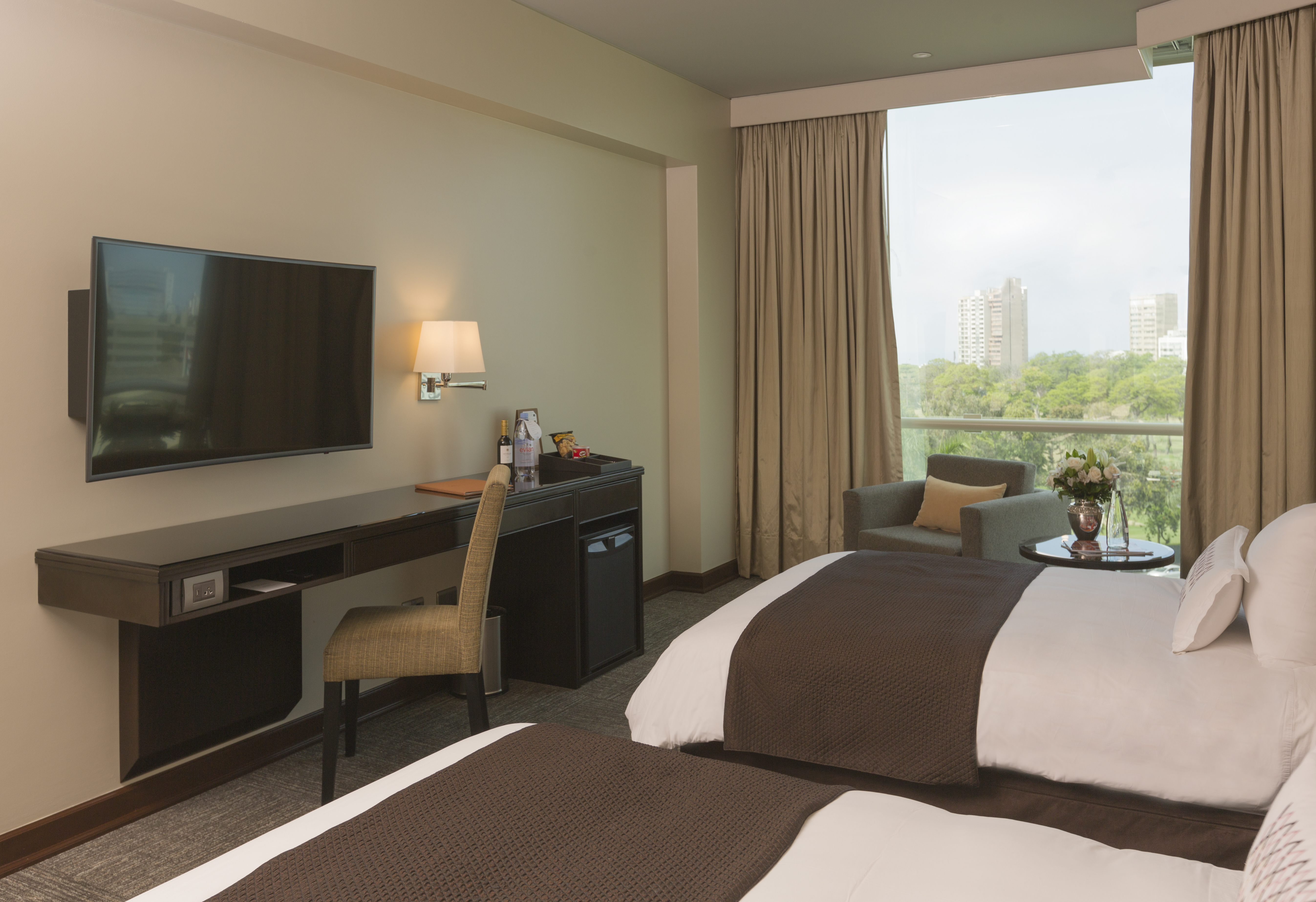 Double or Twin Executive