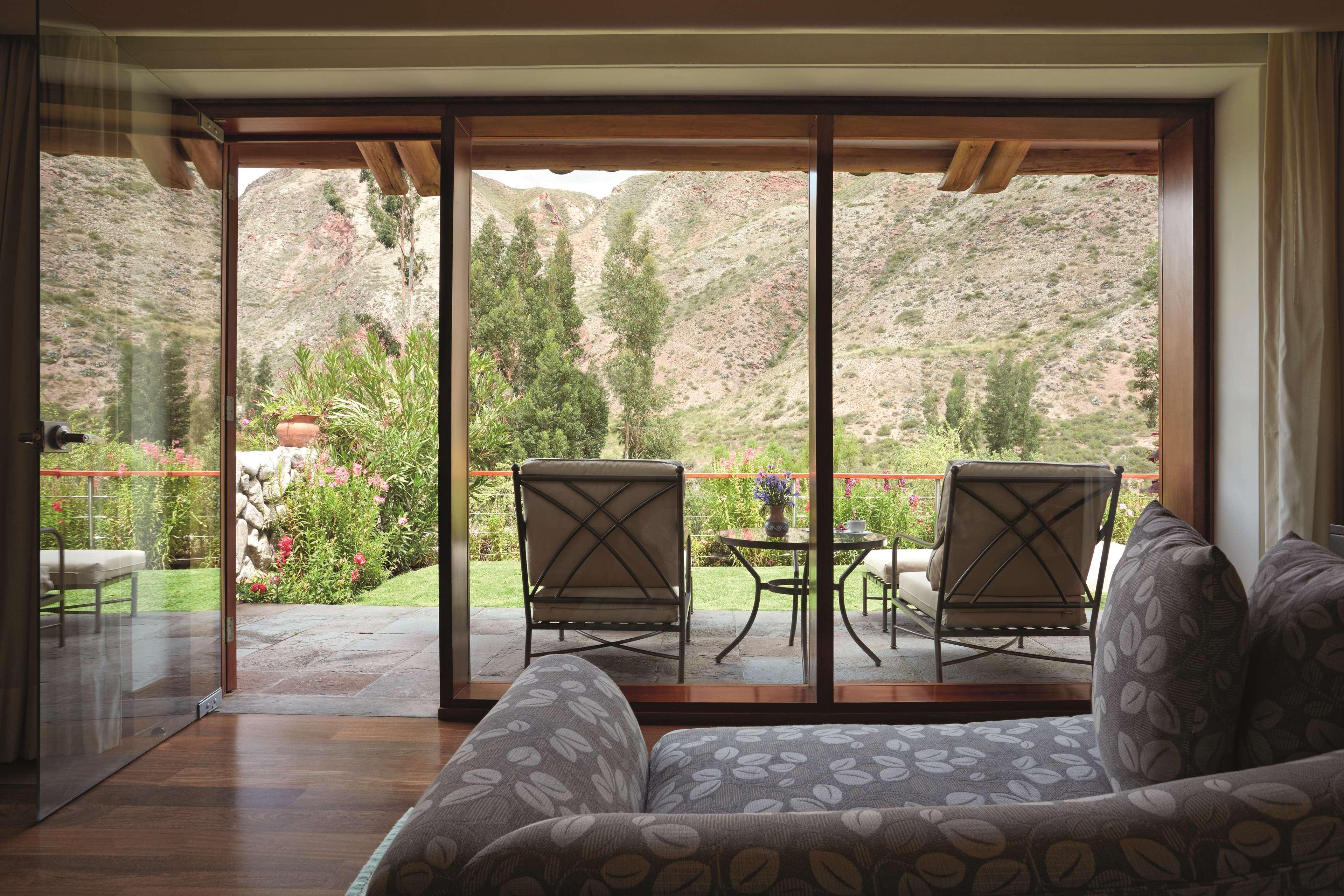 Junior Suite King Size Bed