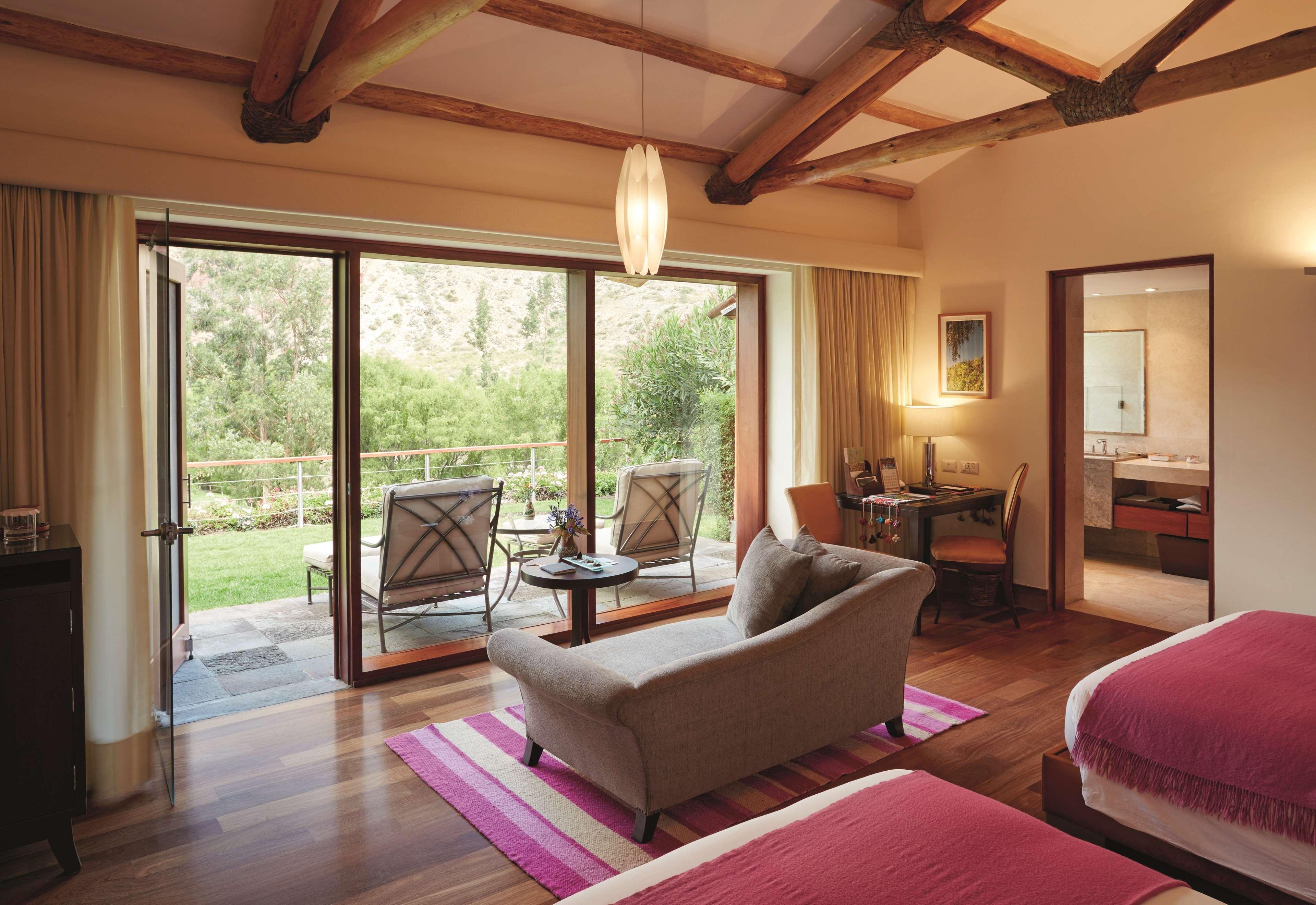 Junior Suite King Size Bed