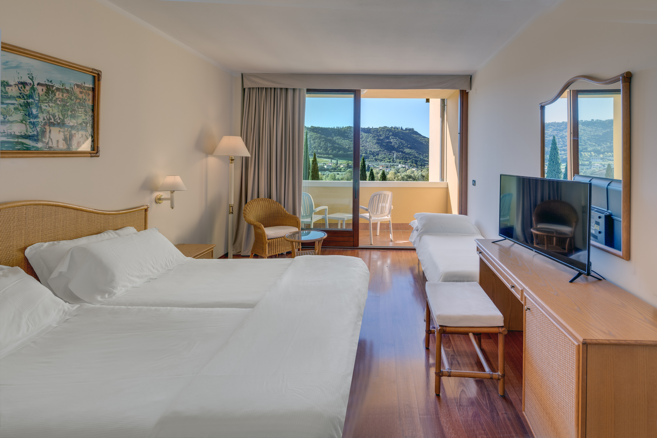 Double or Twin Standard