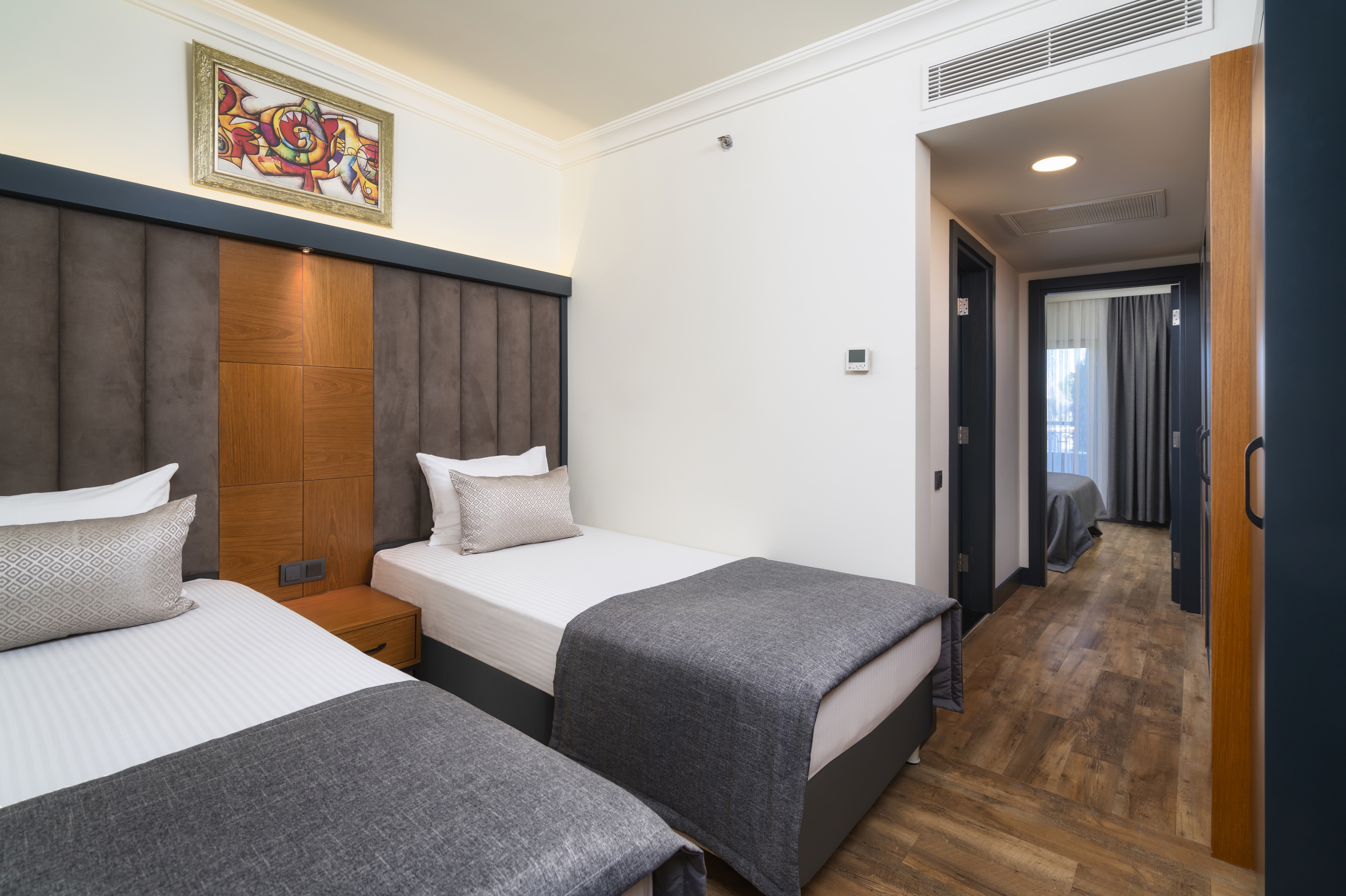 Family Room Land View