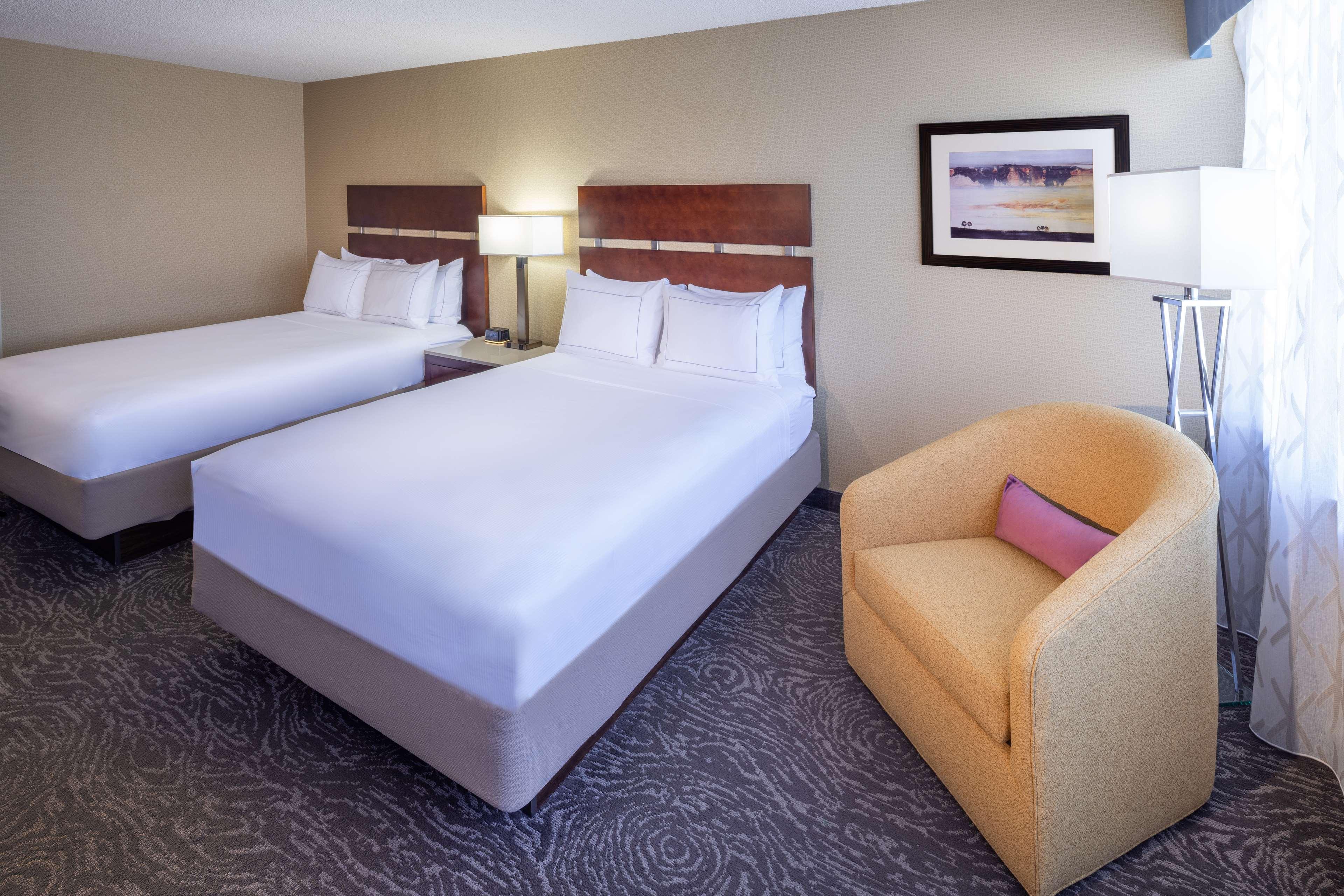 Room Deluxe Two Double Beds