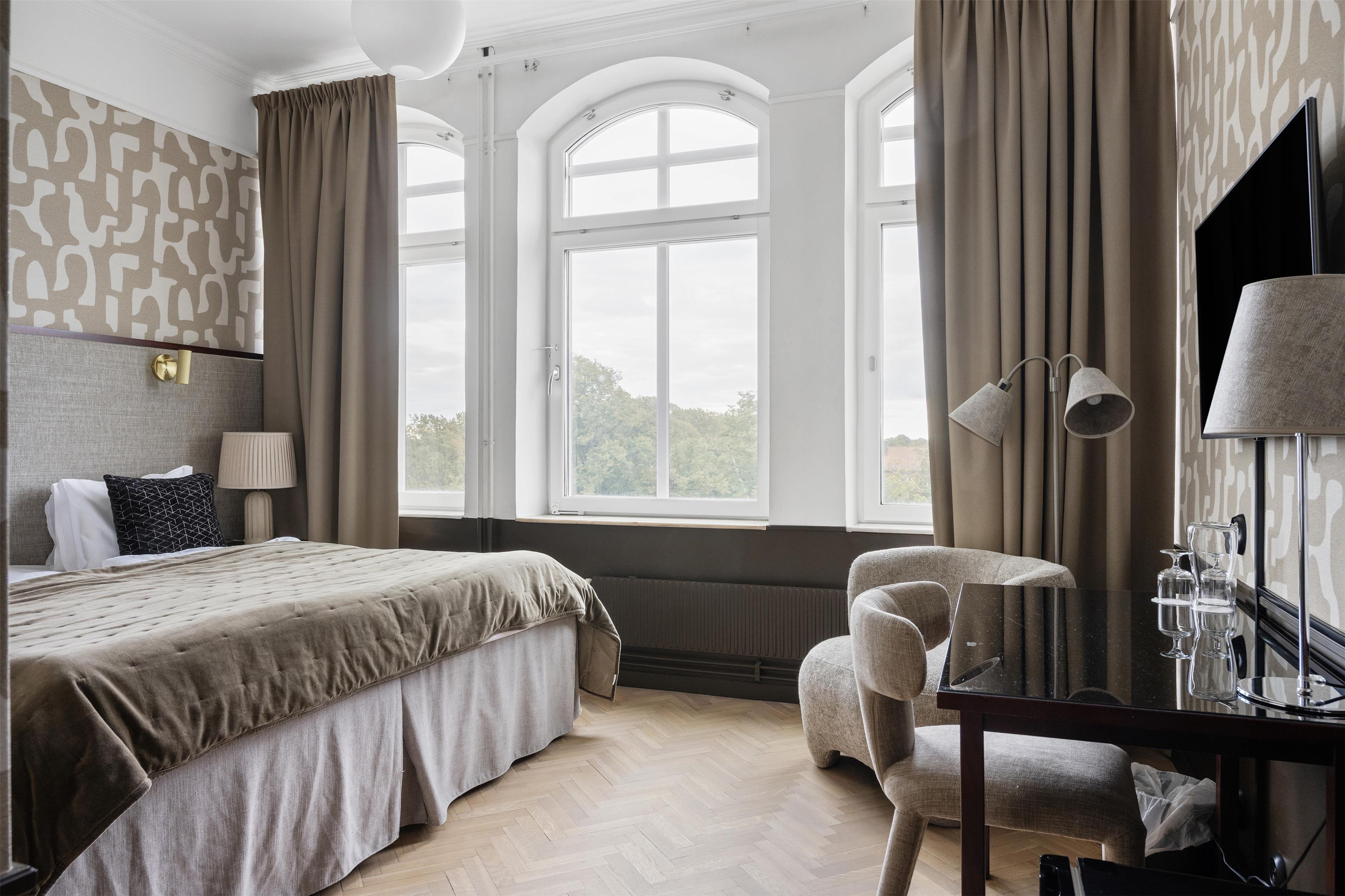 Double Two Beds