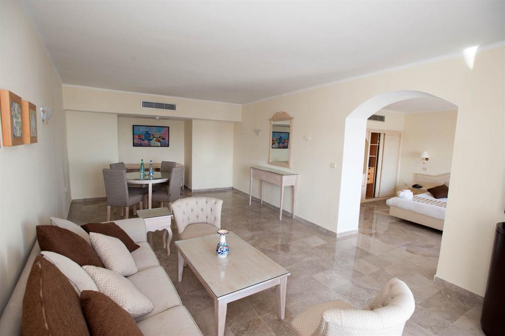 Junior Suite Standard