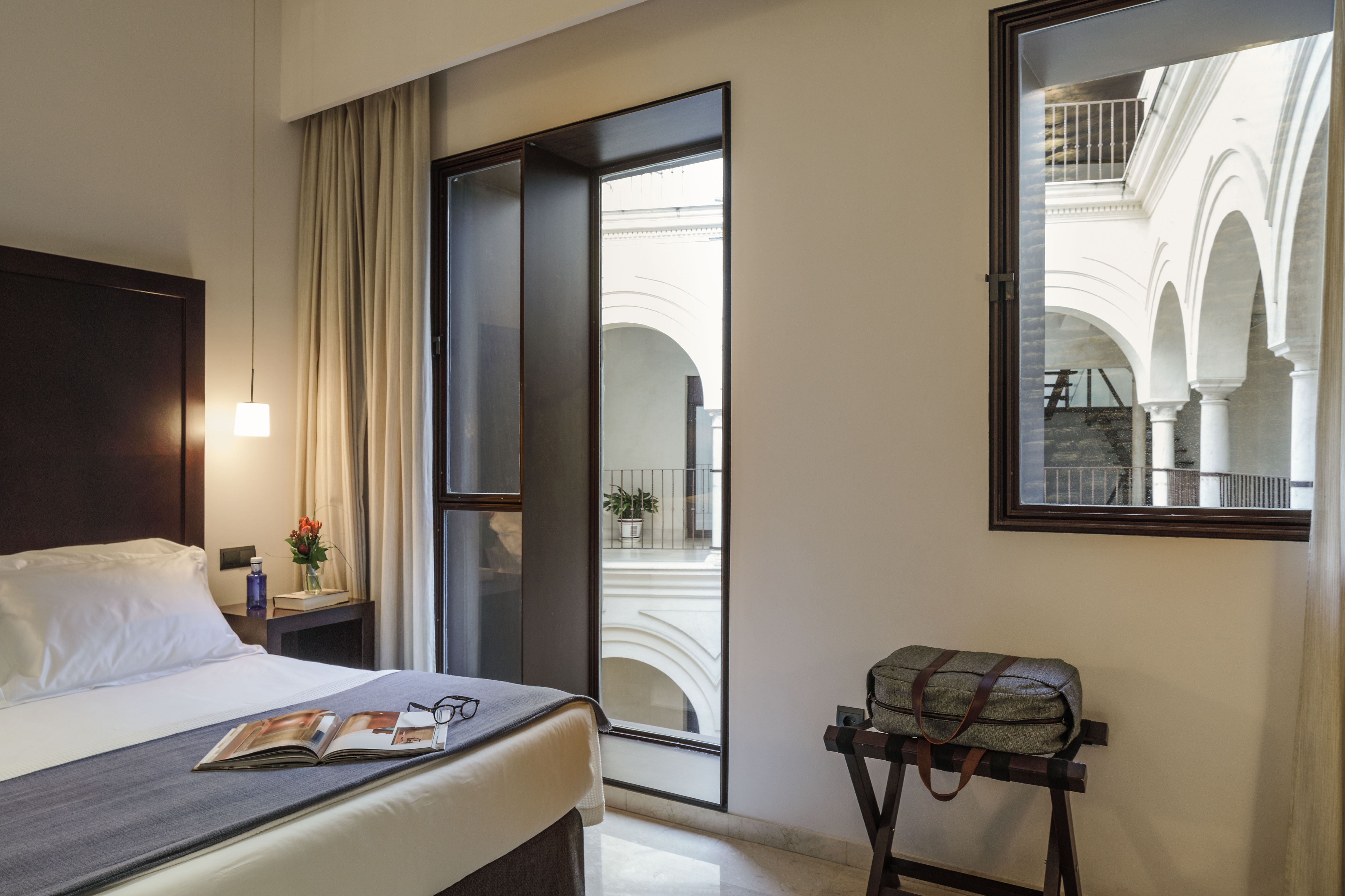 Double or Twin Standard