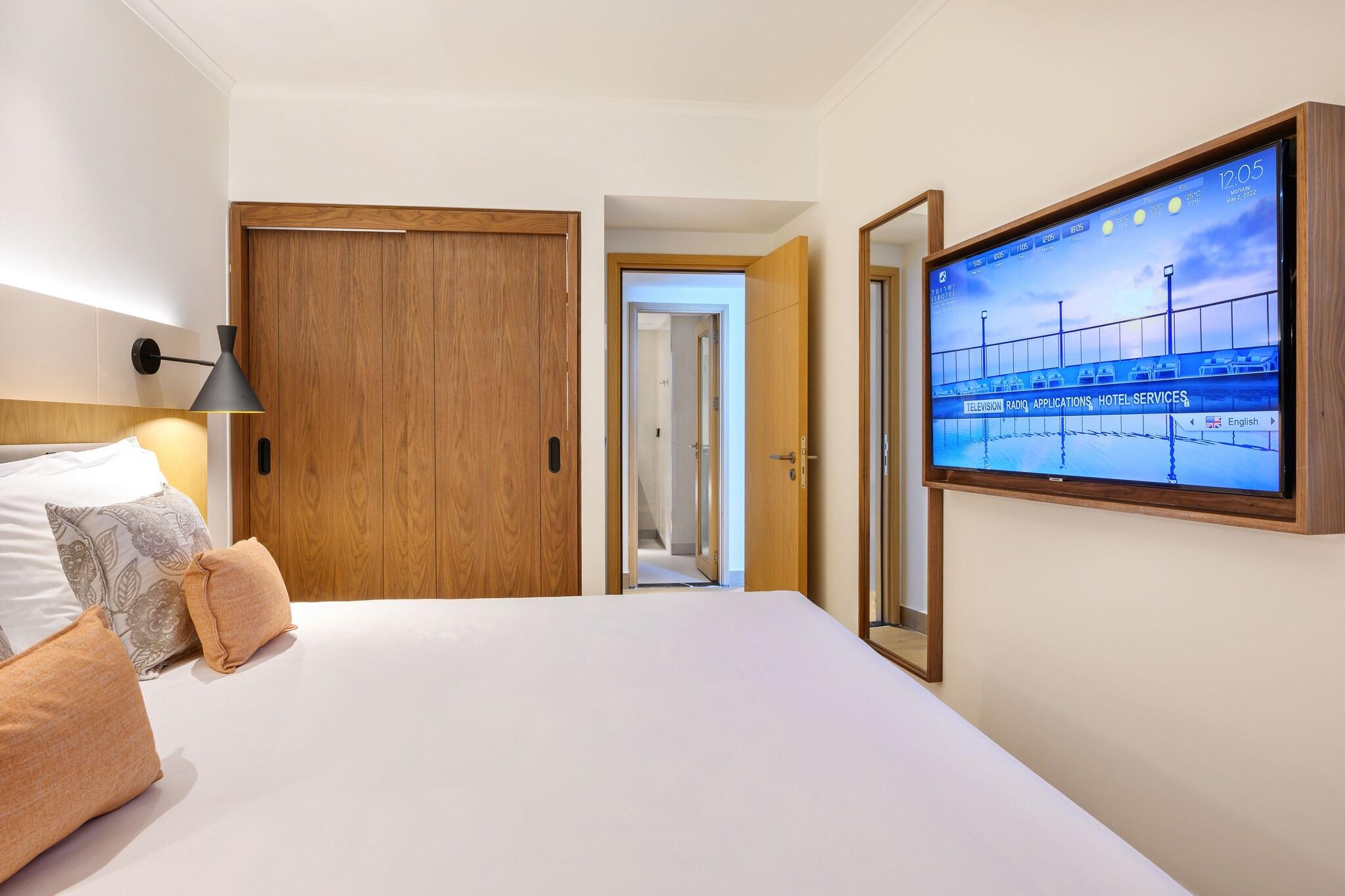 Junior Suite City View