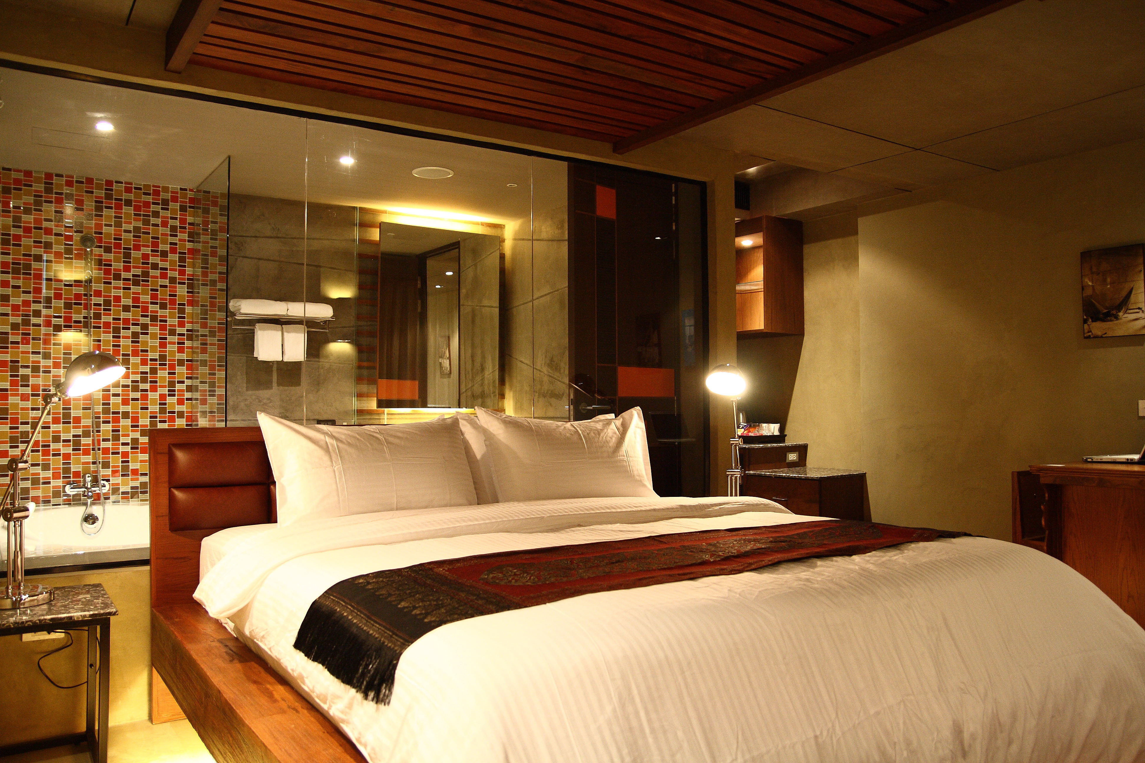 Double or Twin Deluxe