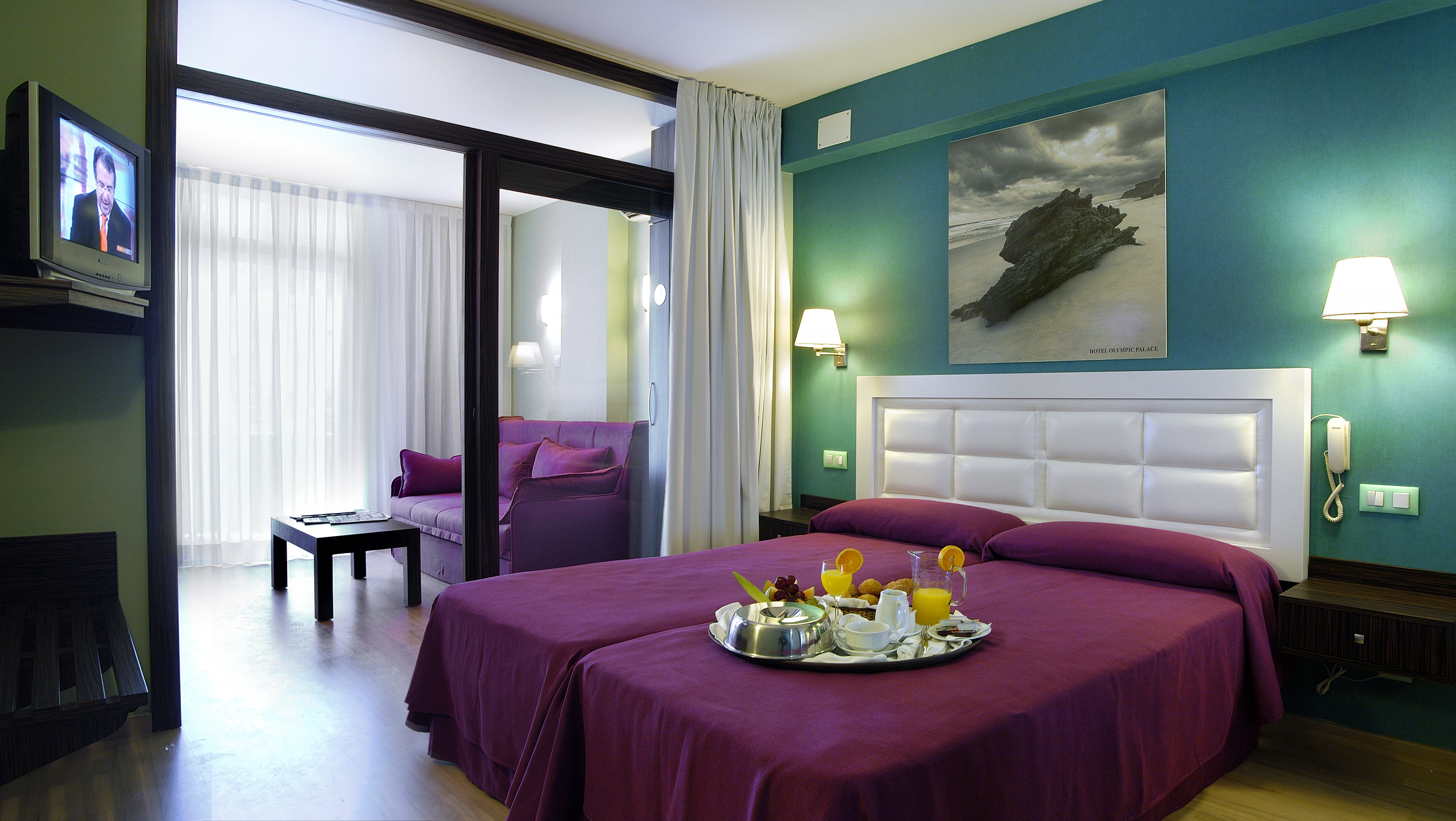 Family Room Capacity 2