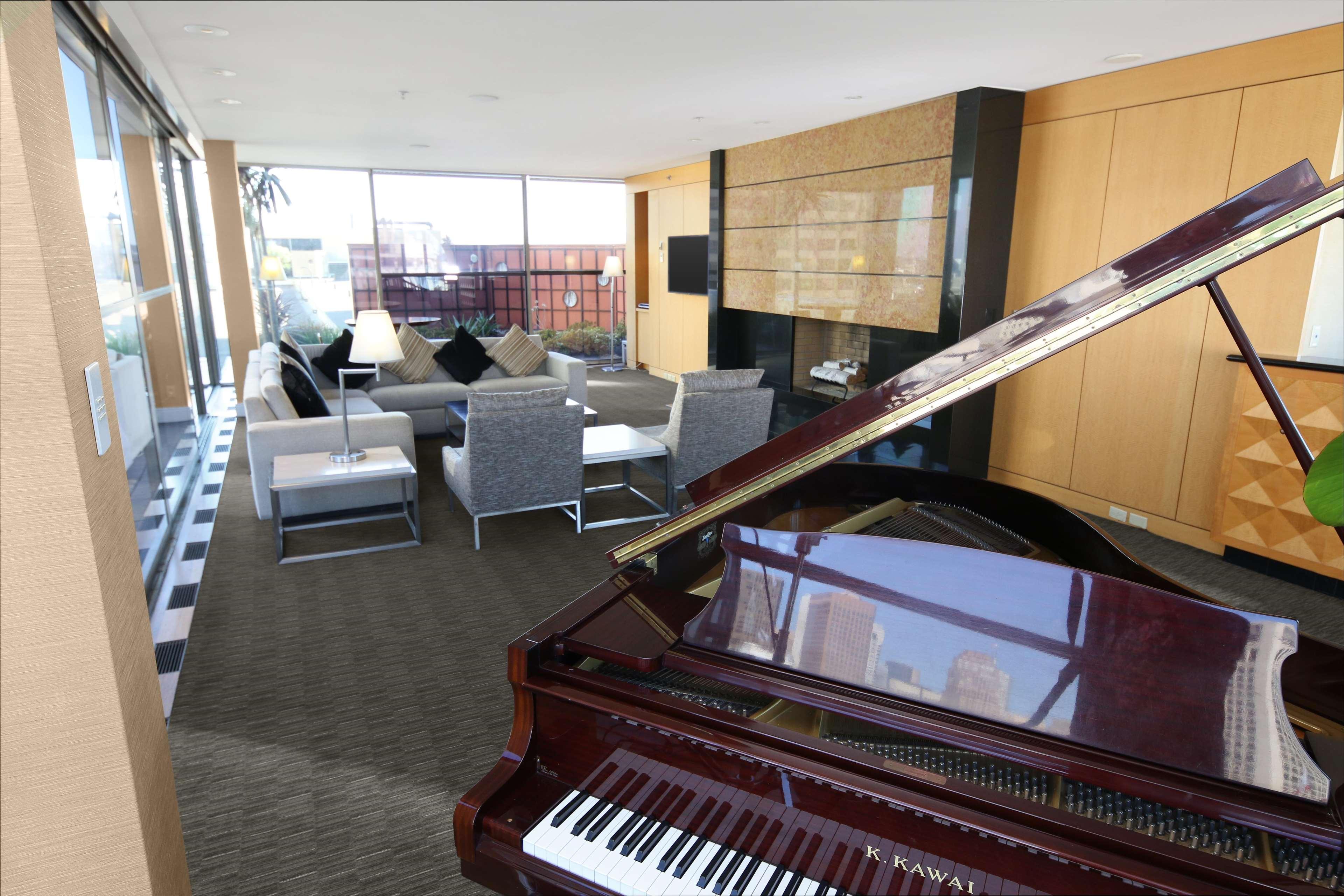 Junior Suite One Bedroom Accessible