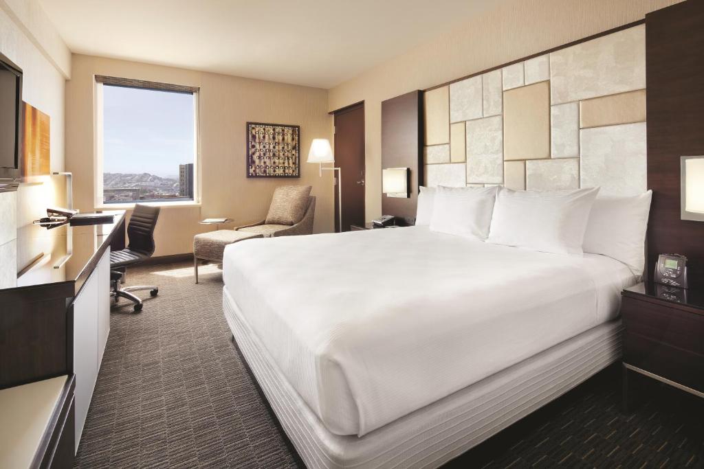 Double King Size Bed