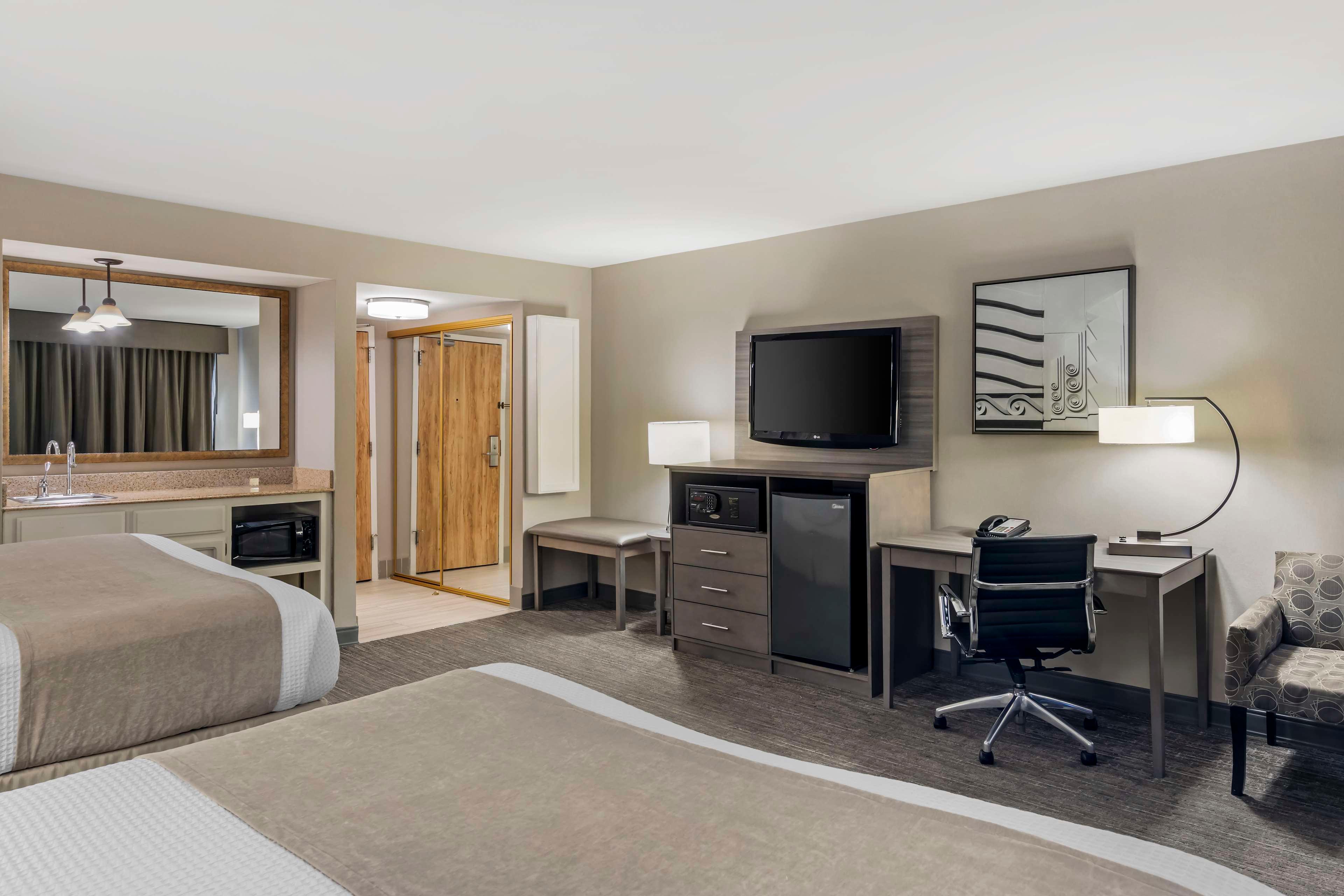 Junior Suite Two King Beds