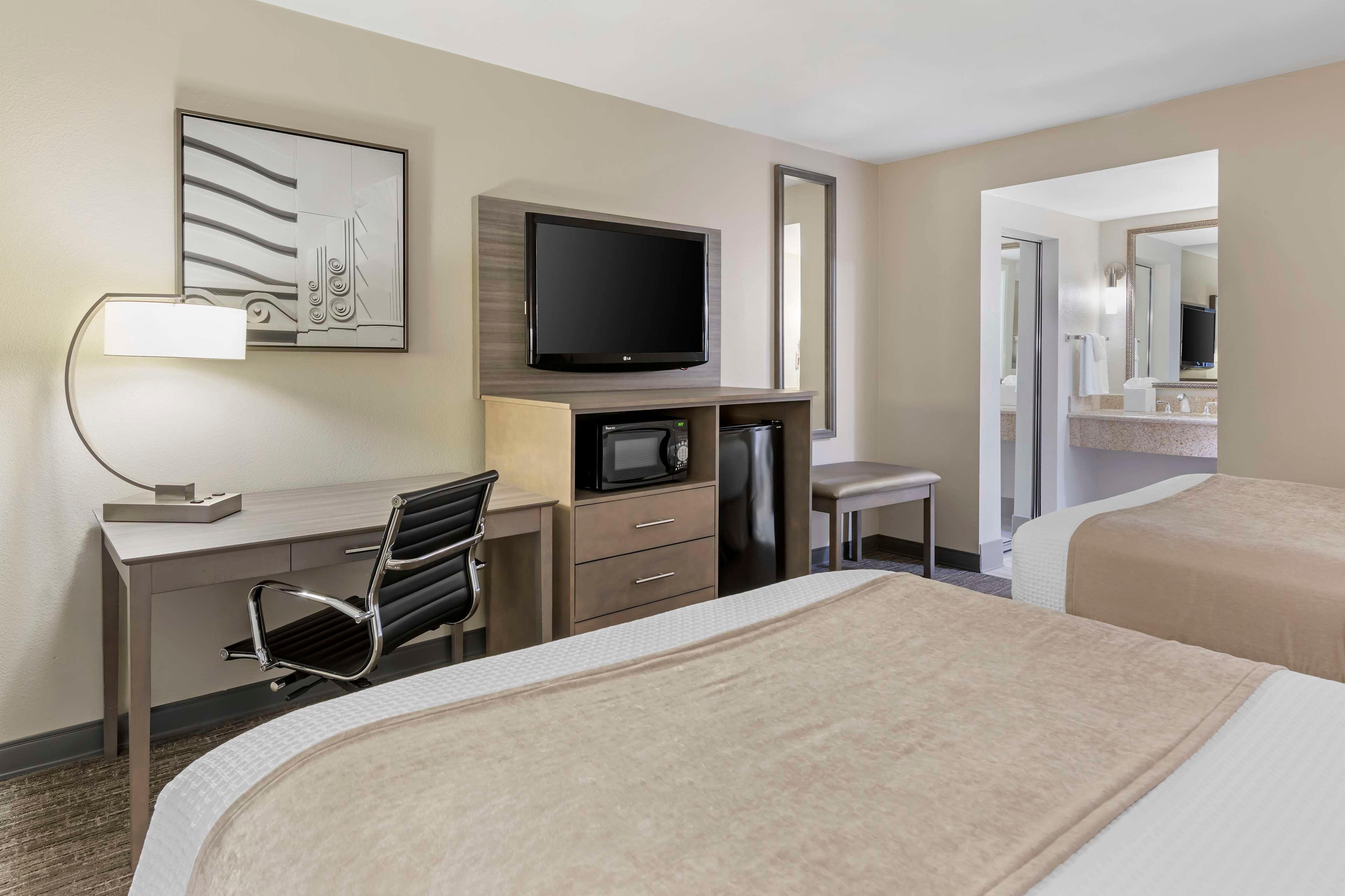 Room Two Queen Beds Non Smoking