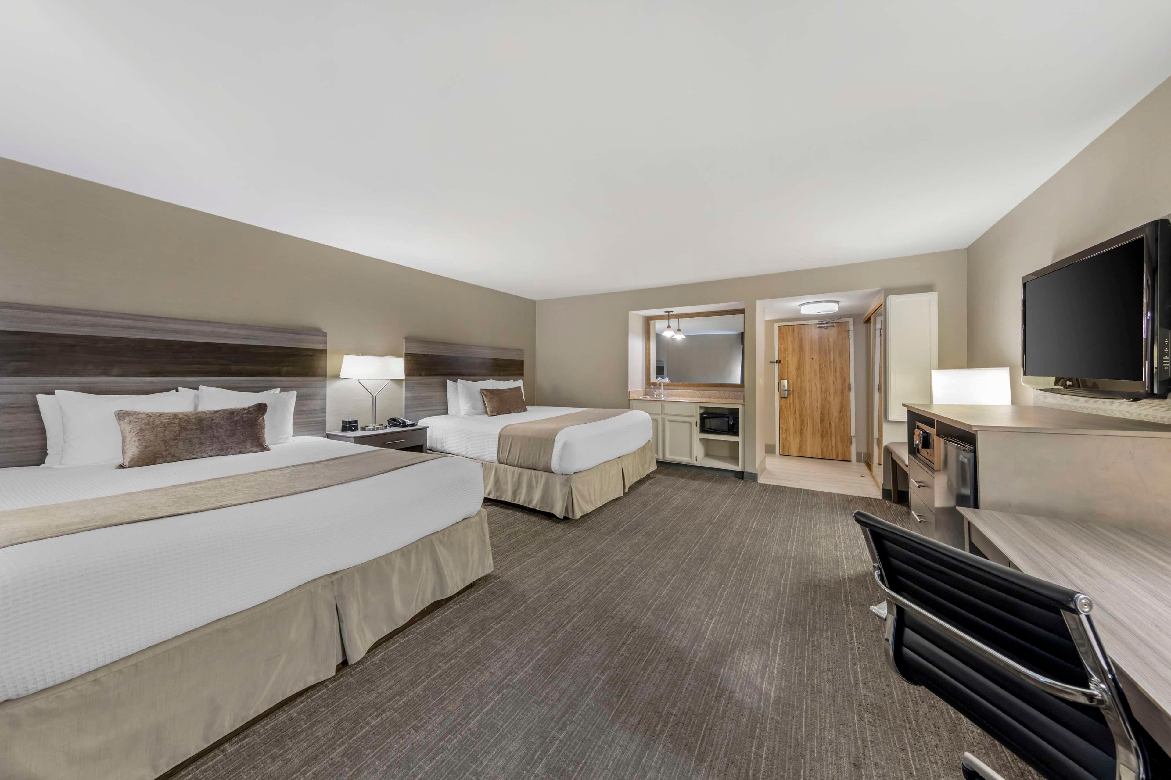 Junior Suite Two King Beds