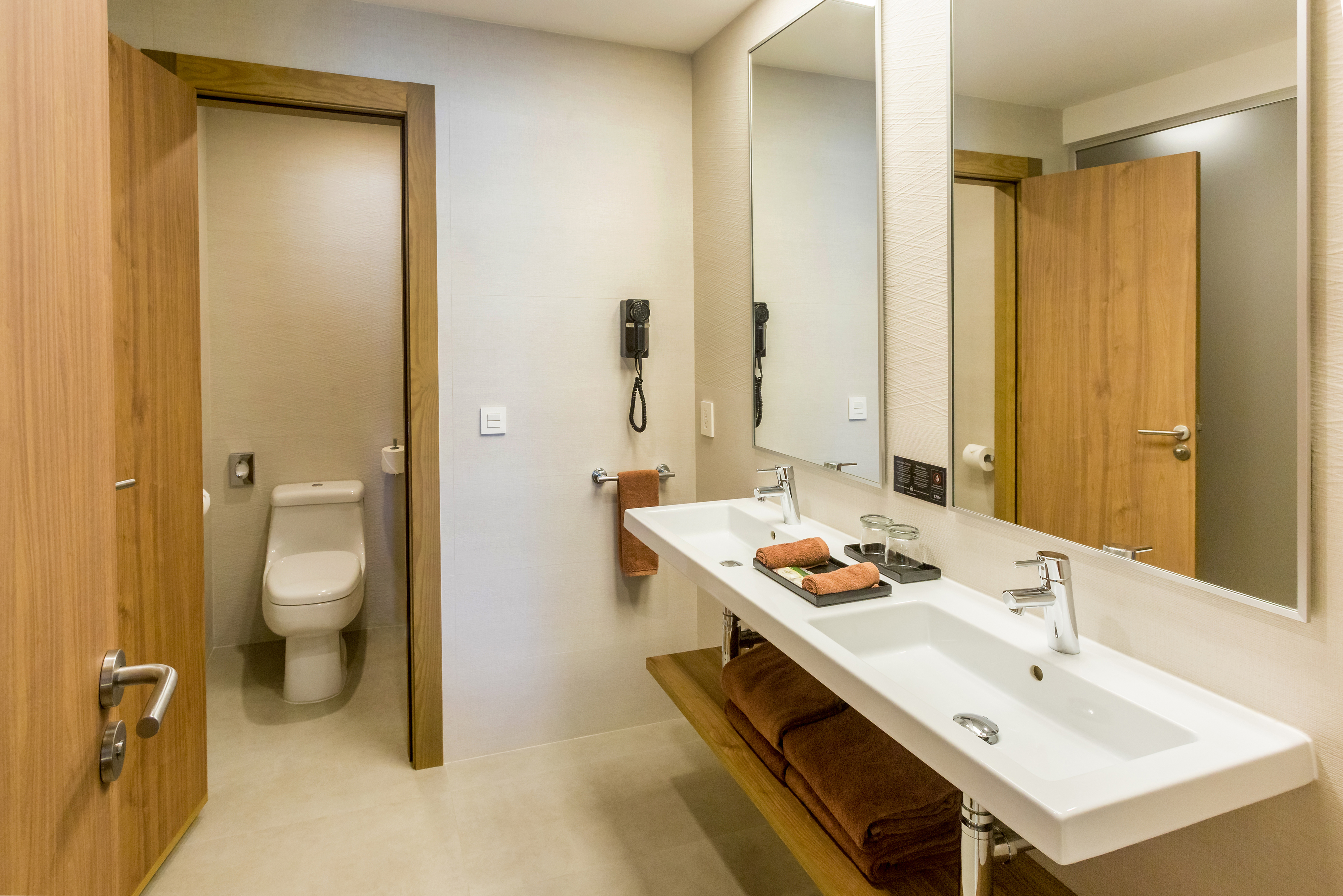 Family Room Superior Garden View