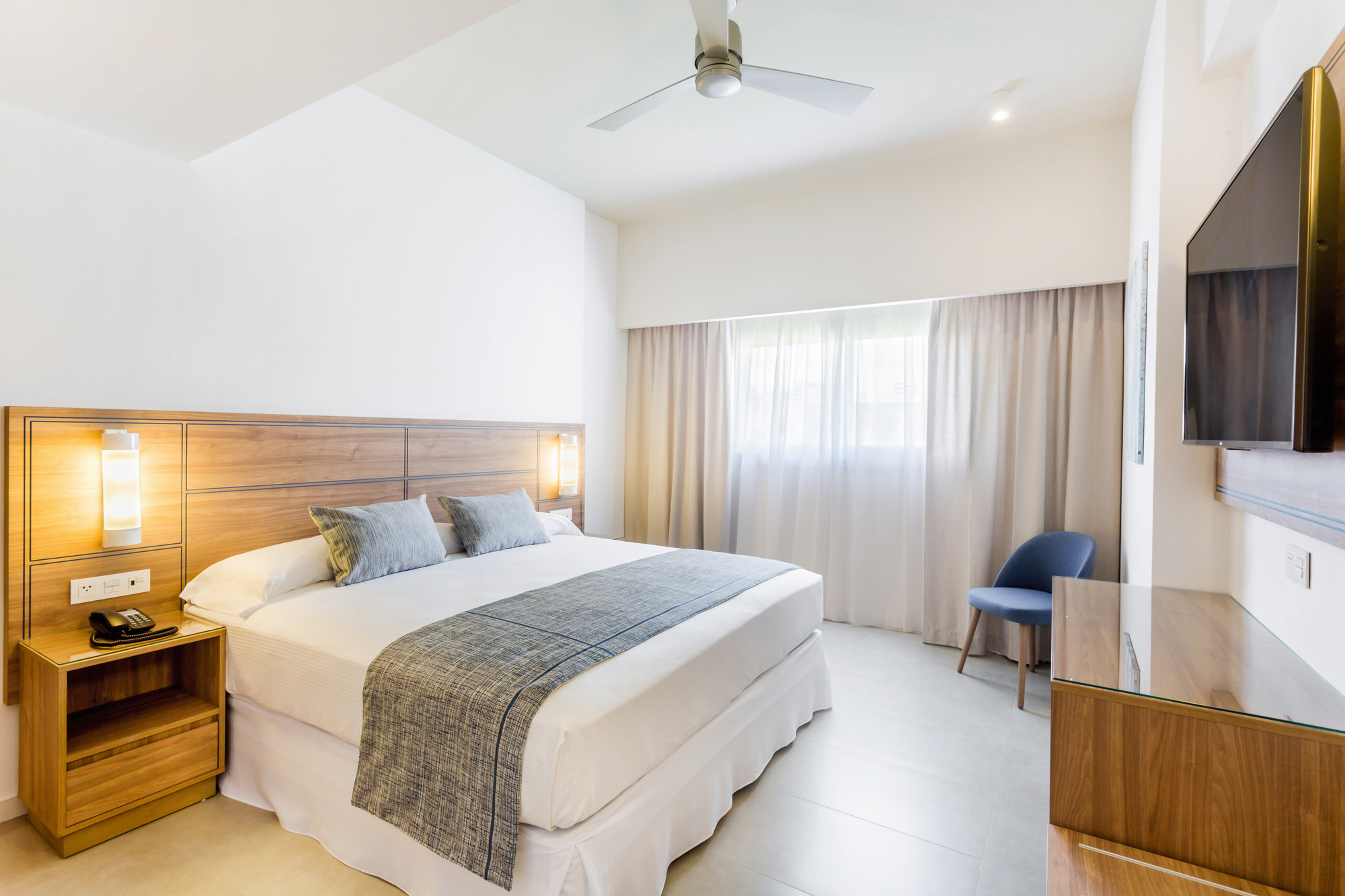 Family Room Garden View