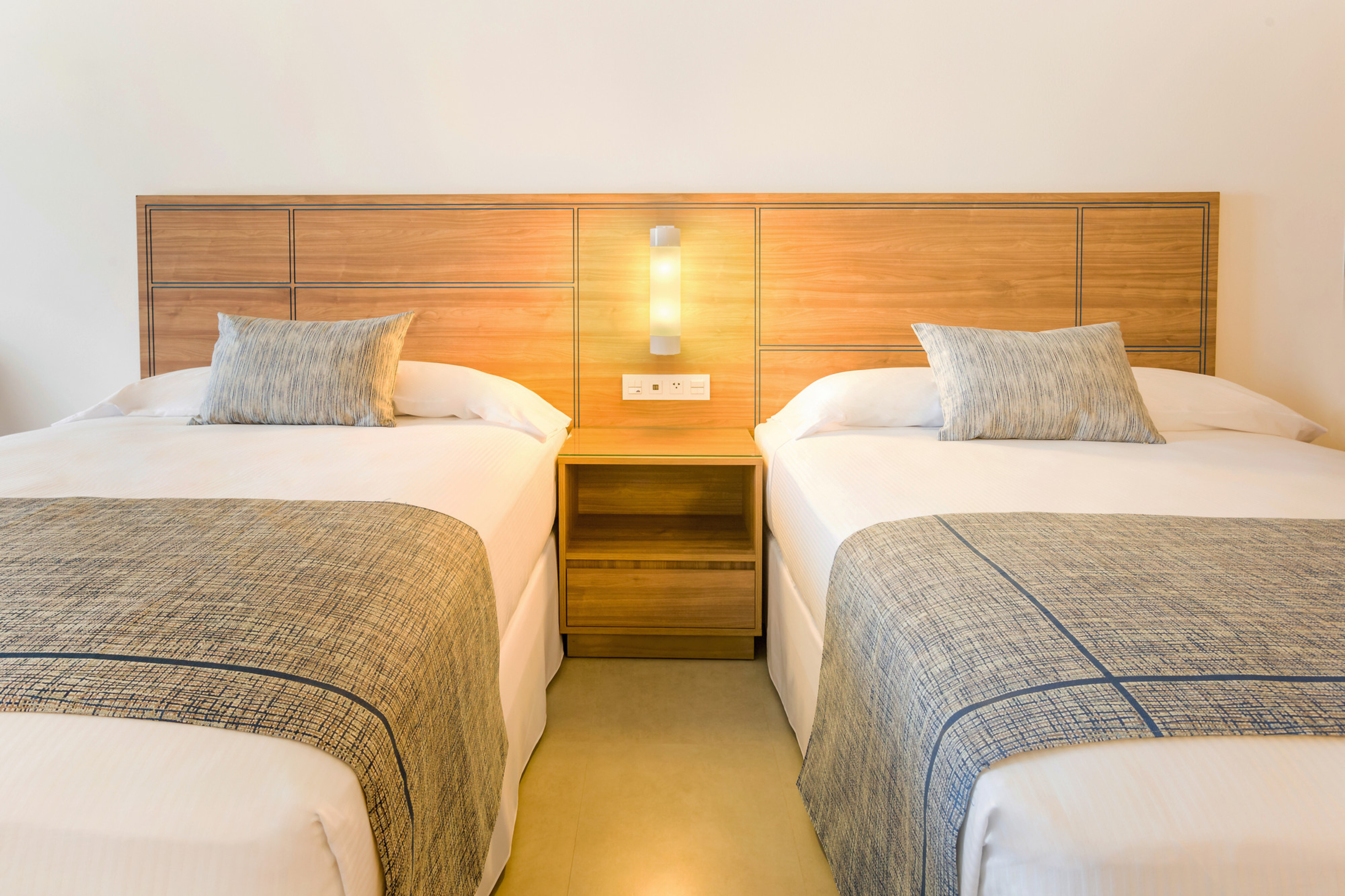 Family Room Garden View