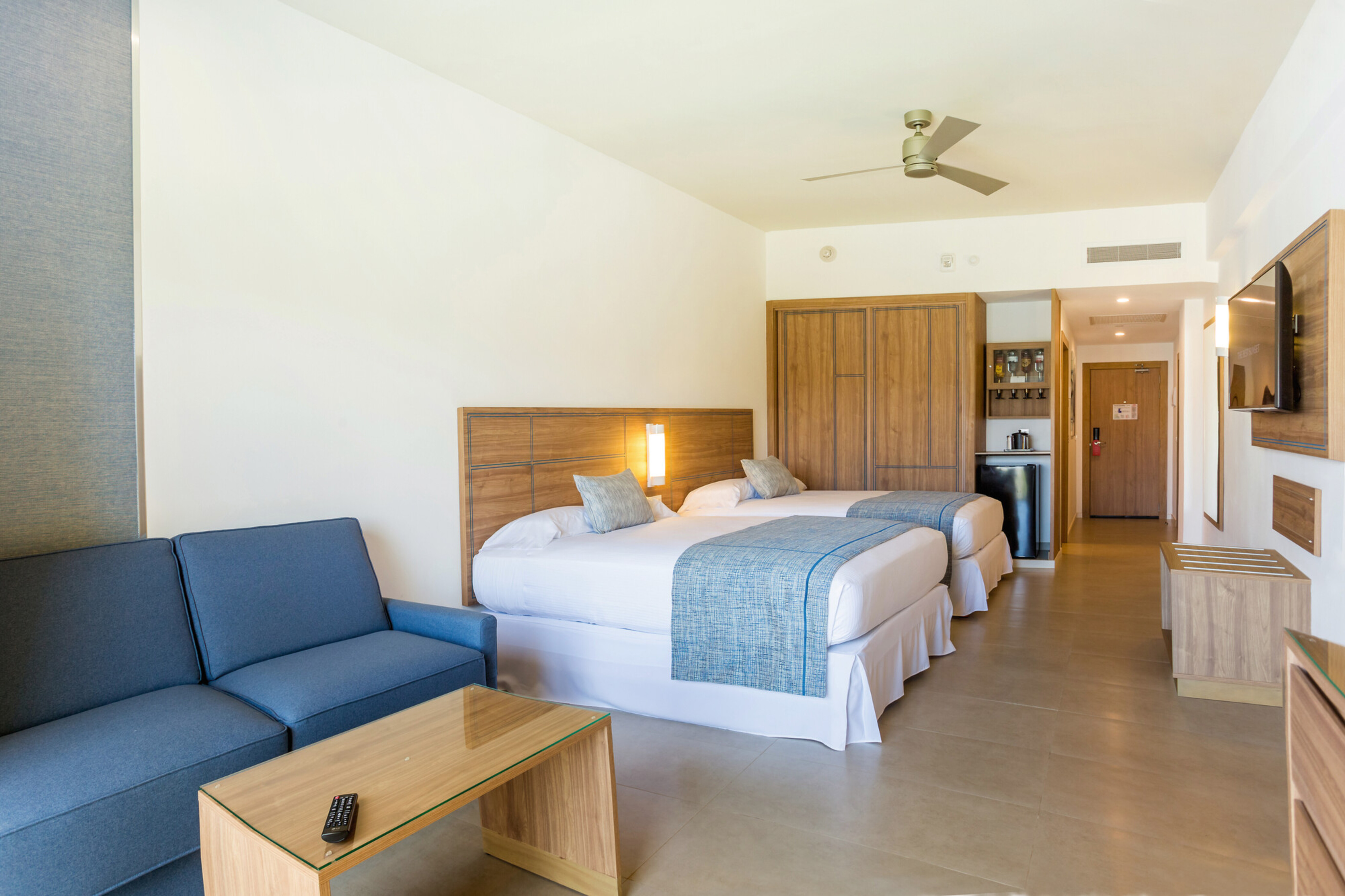 Family Room Garden View