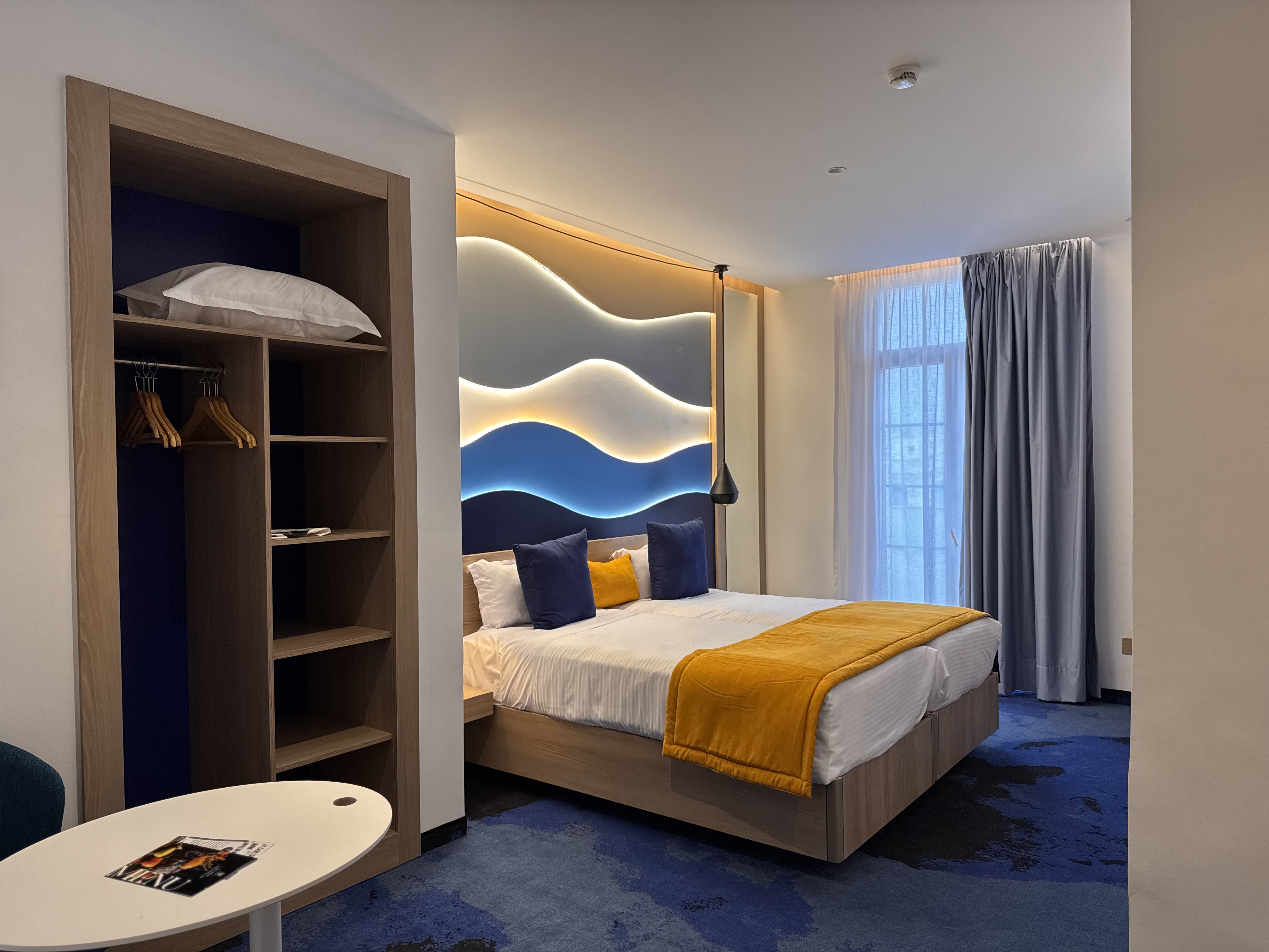 Room Deluxe Two Beds