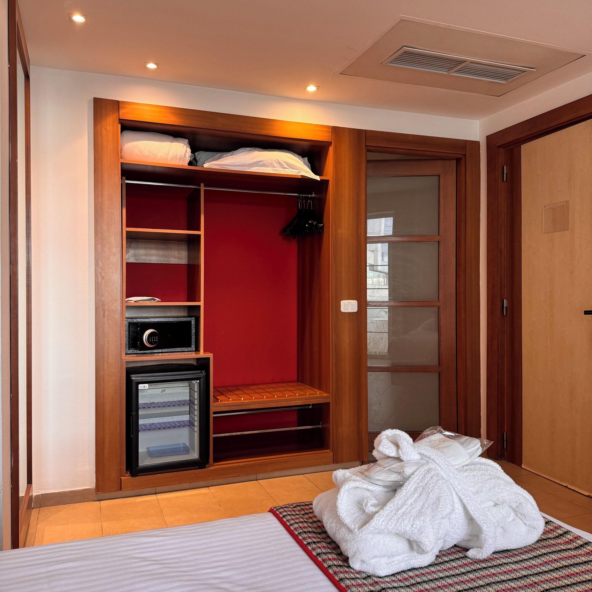 Family Room Two Beds