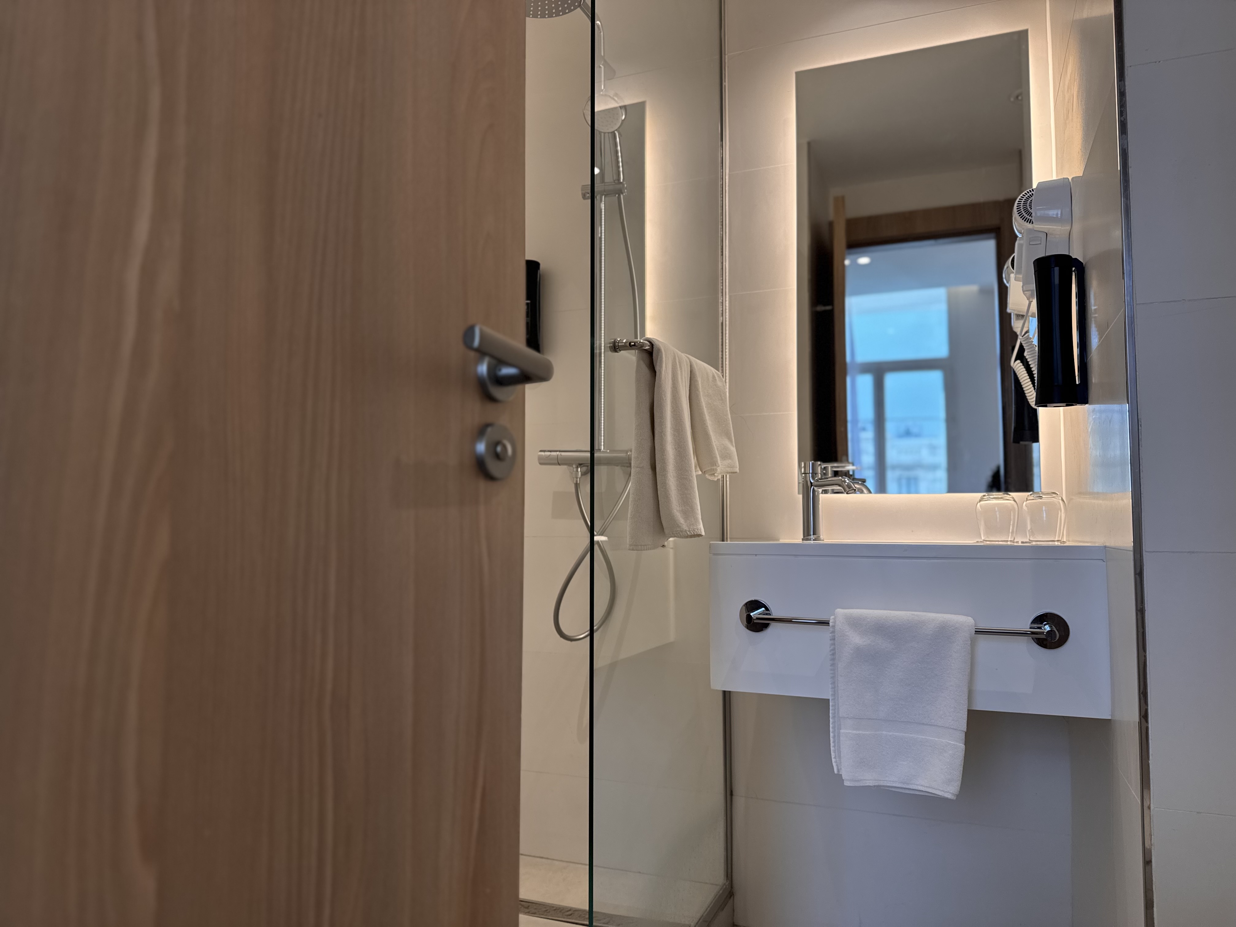 Room Deluxe with Balcony