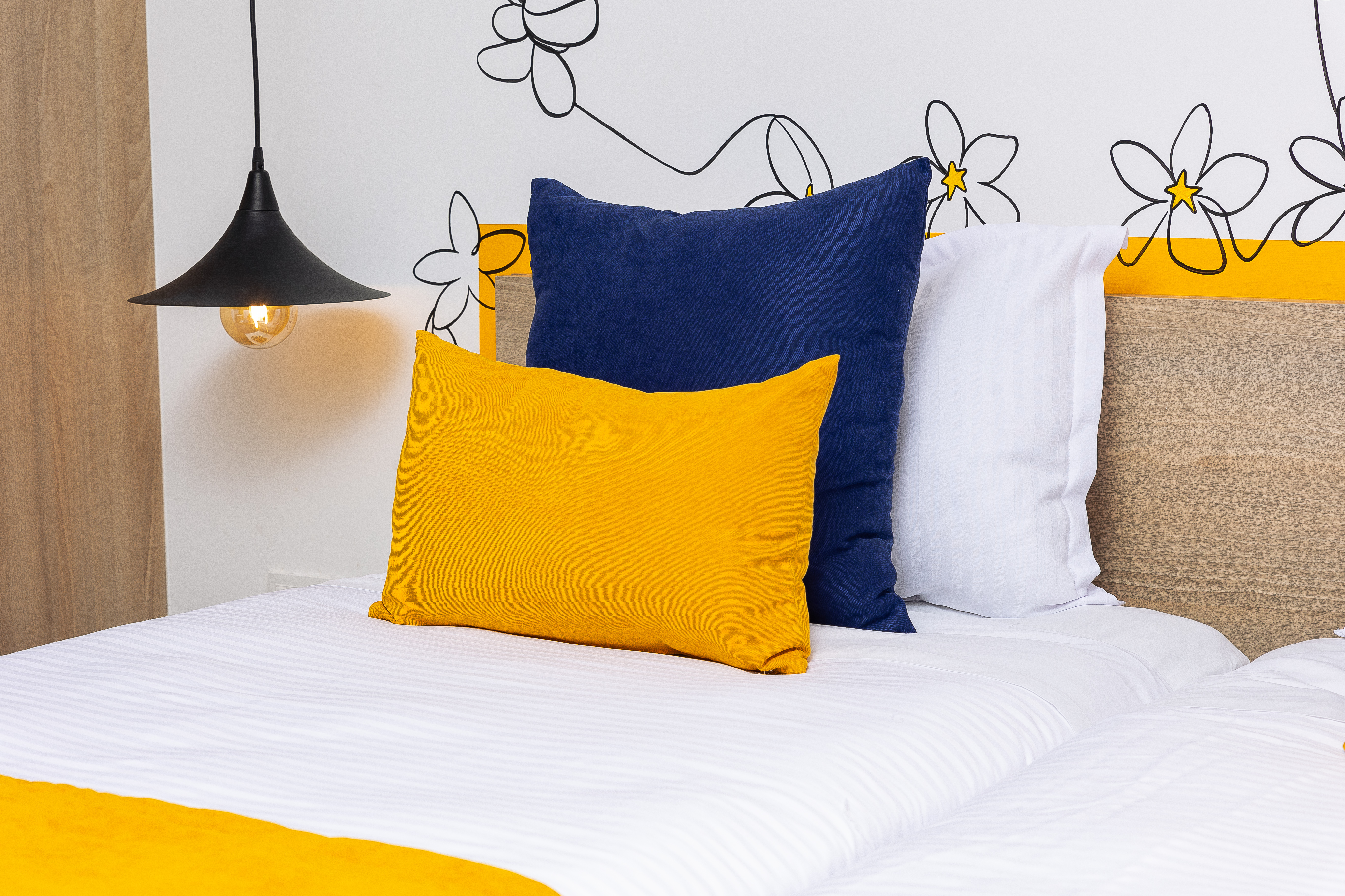 Single Deluxe One Bed