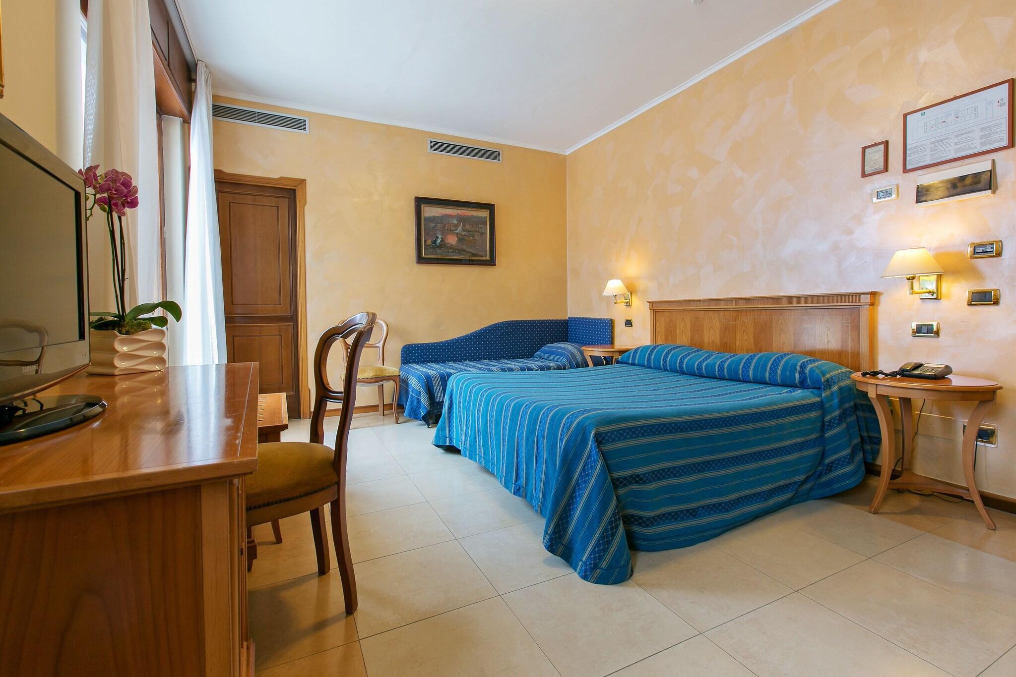 Bed in Dormitory Sea View